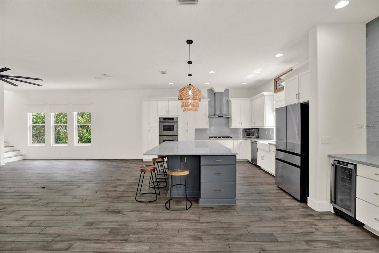 1424 Jumana Loop Property Photo 19