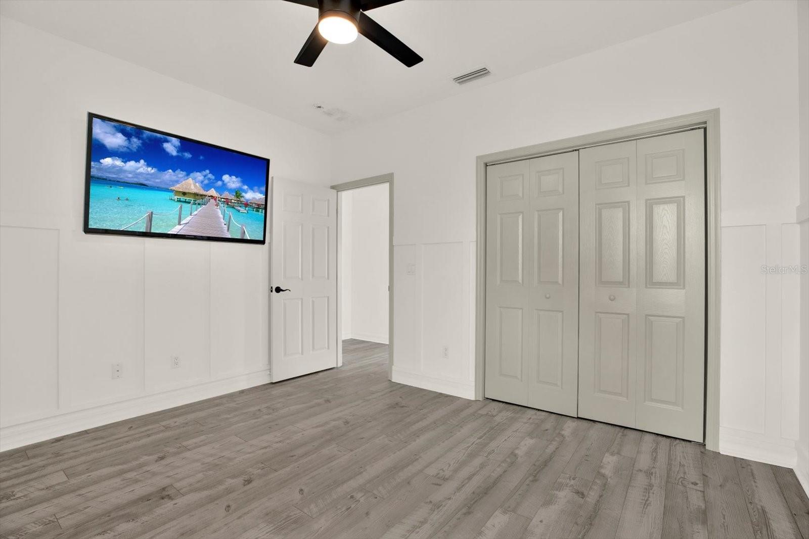 1424 Jumana Loop Property Photo 37