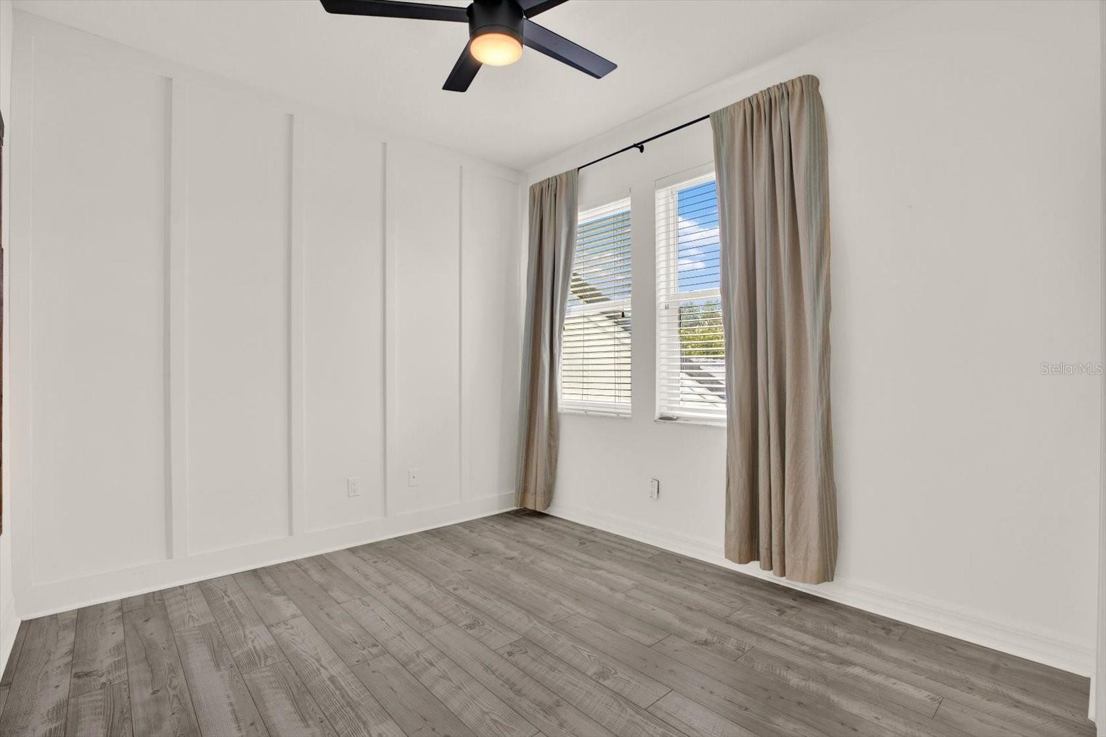 1424 Jumana Loop Property Photo 38