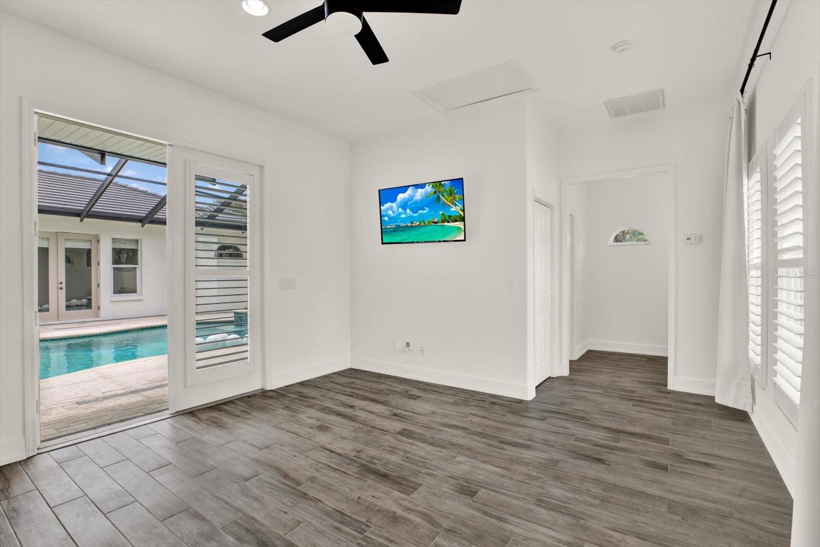 1424 Jumana Loop Property Photo 41