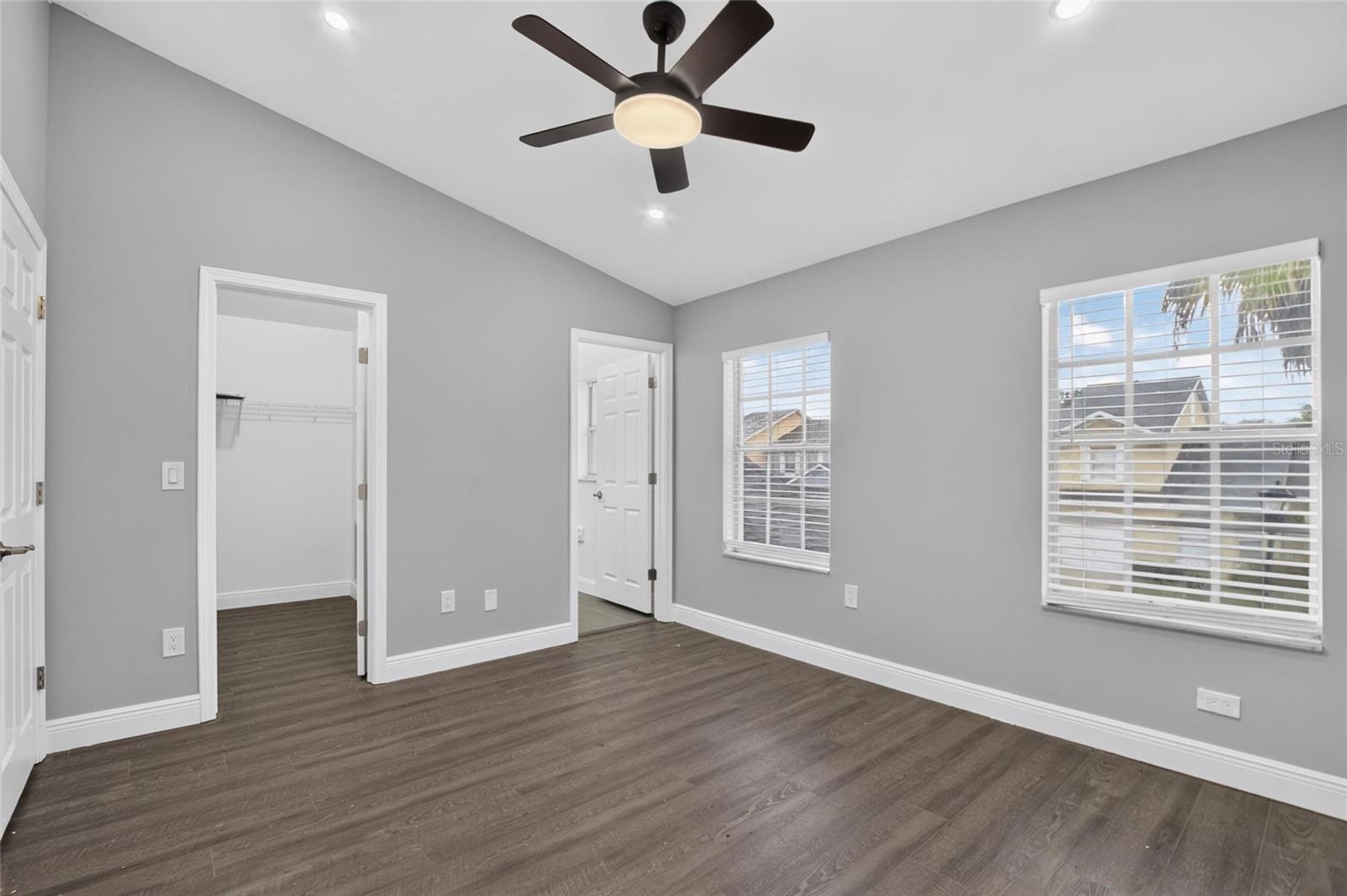 6236 Olivedale Dr Property Photo 29