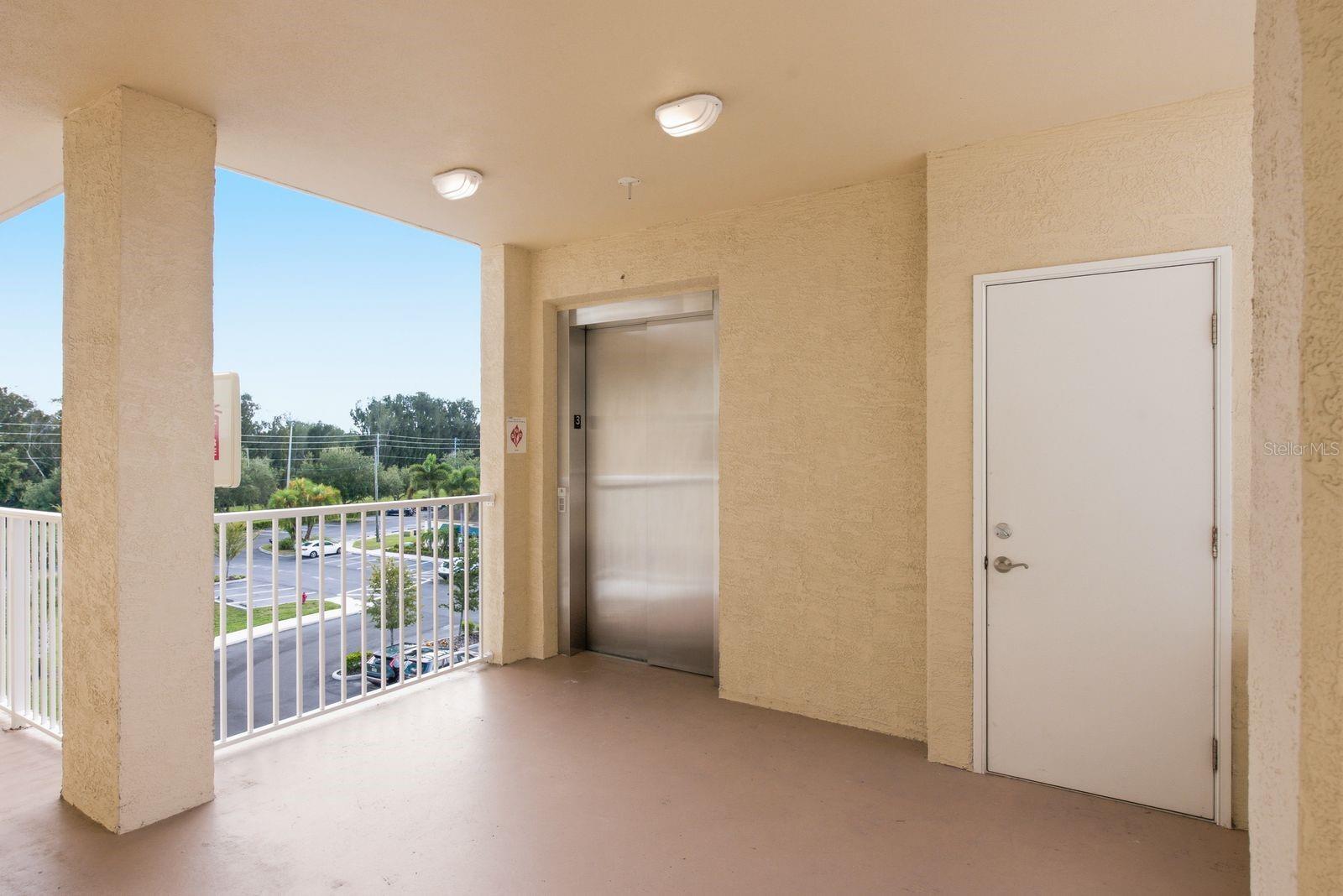 960 Starkey Rd #10304 Property Photo 4