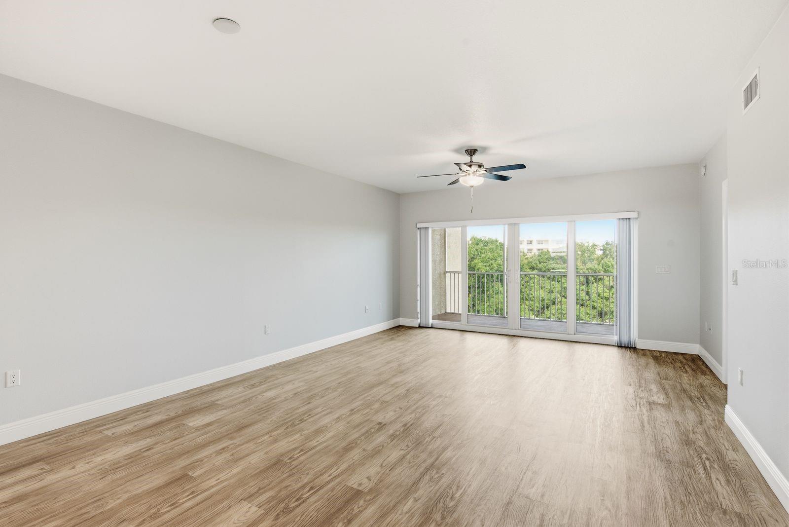 960 Starkey Rd #10304 Property Photo 10