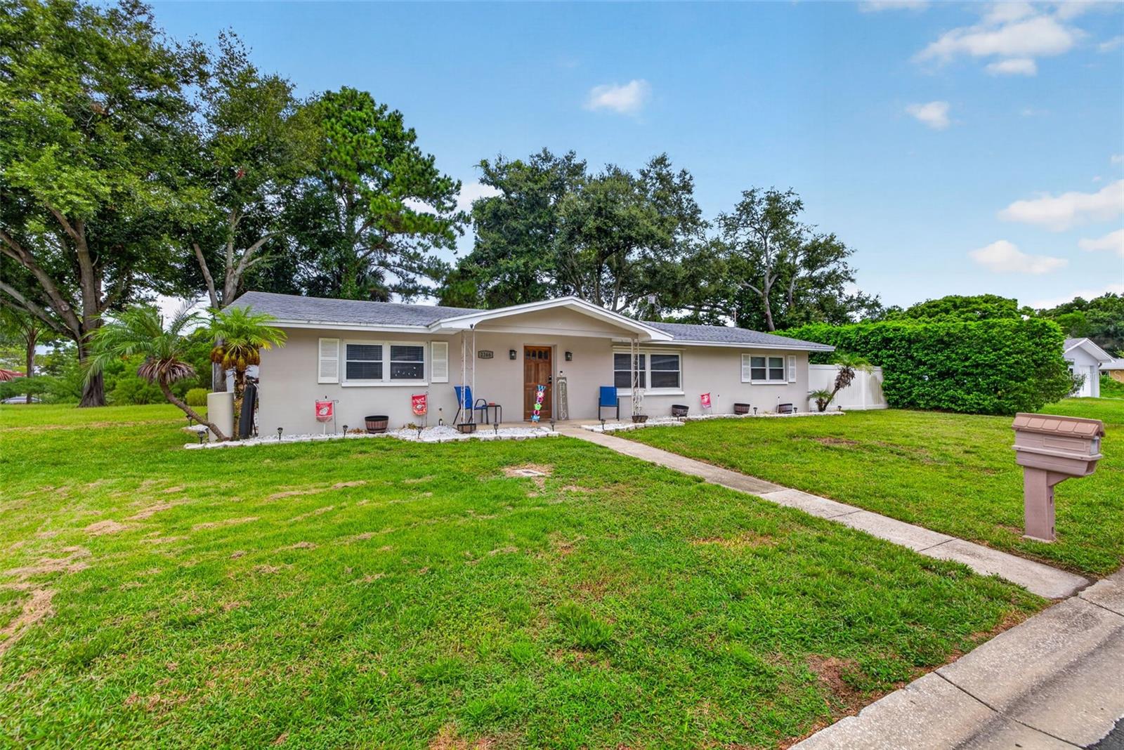 2266 Manor Ct Property Photo 27