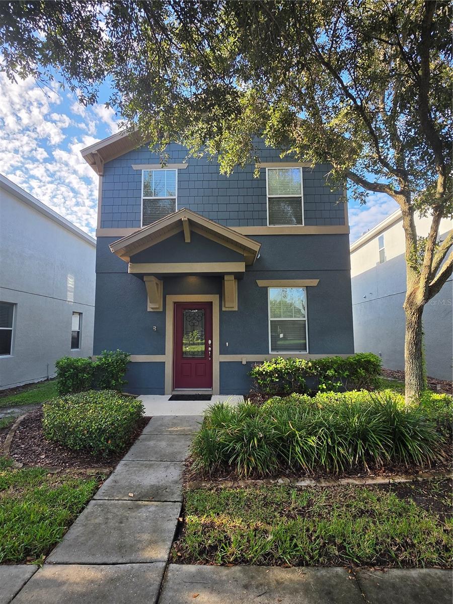 9209 English Oaks Ln Property Photo 2