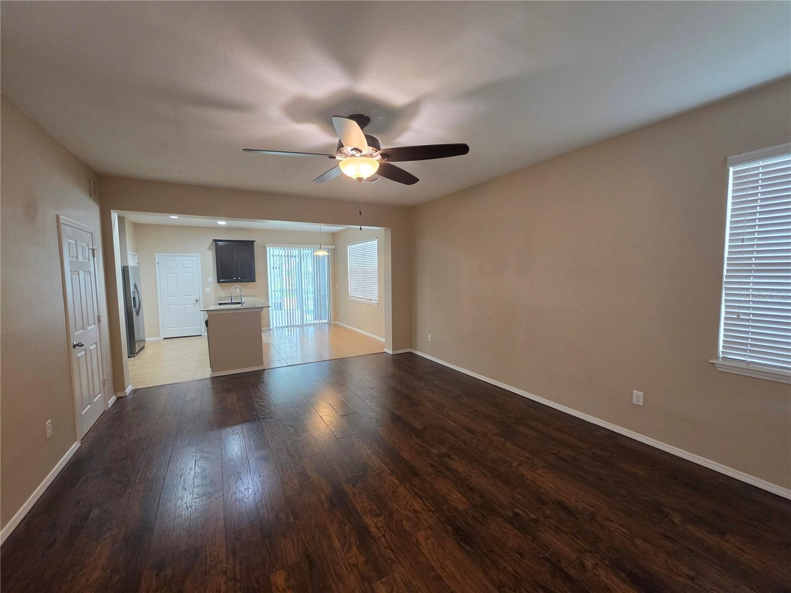 9209 English Oaks Ln Property Photo 4