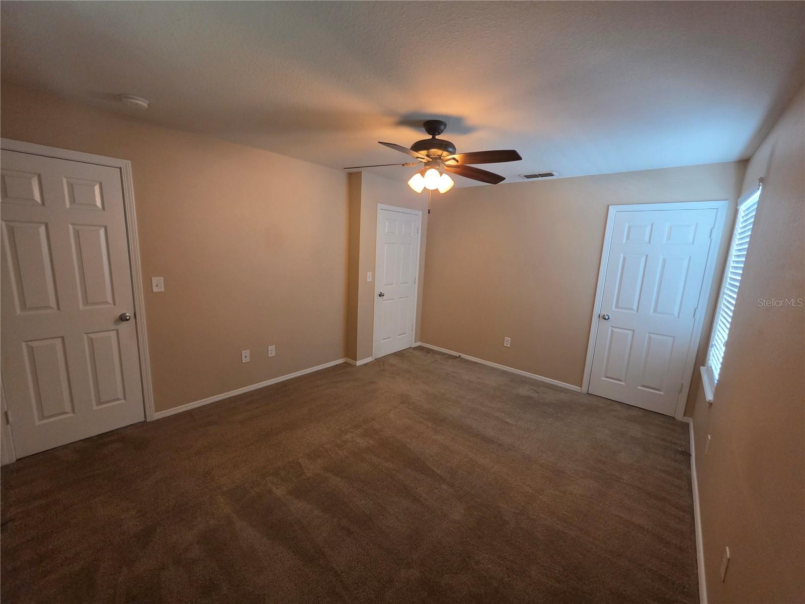 9209 English Oaks Ln Property Photo 14