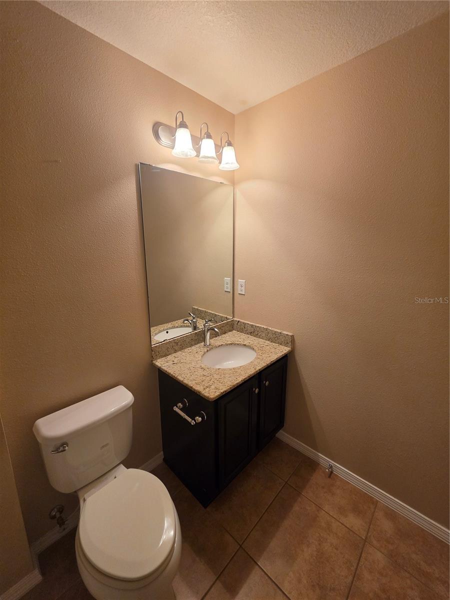 9209 English Oaks Ln Property Photo 25