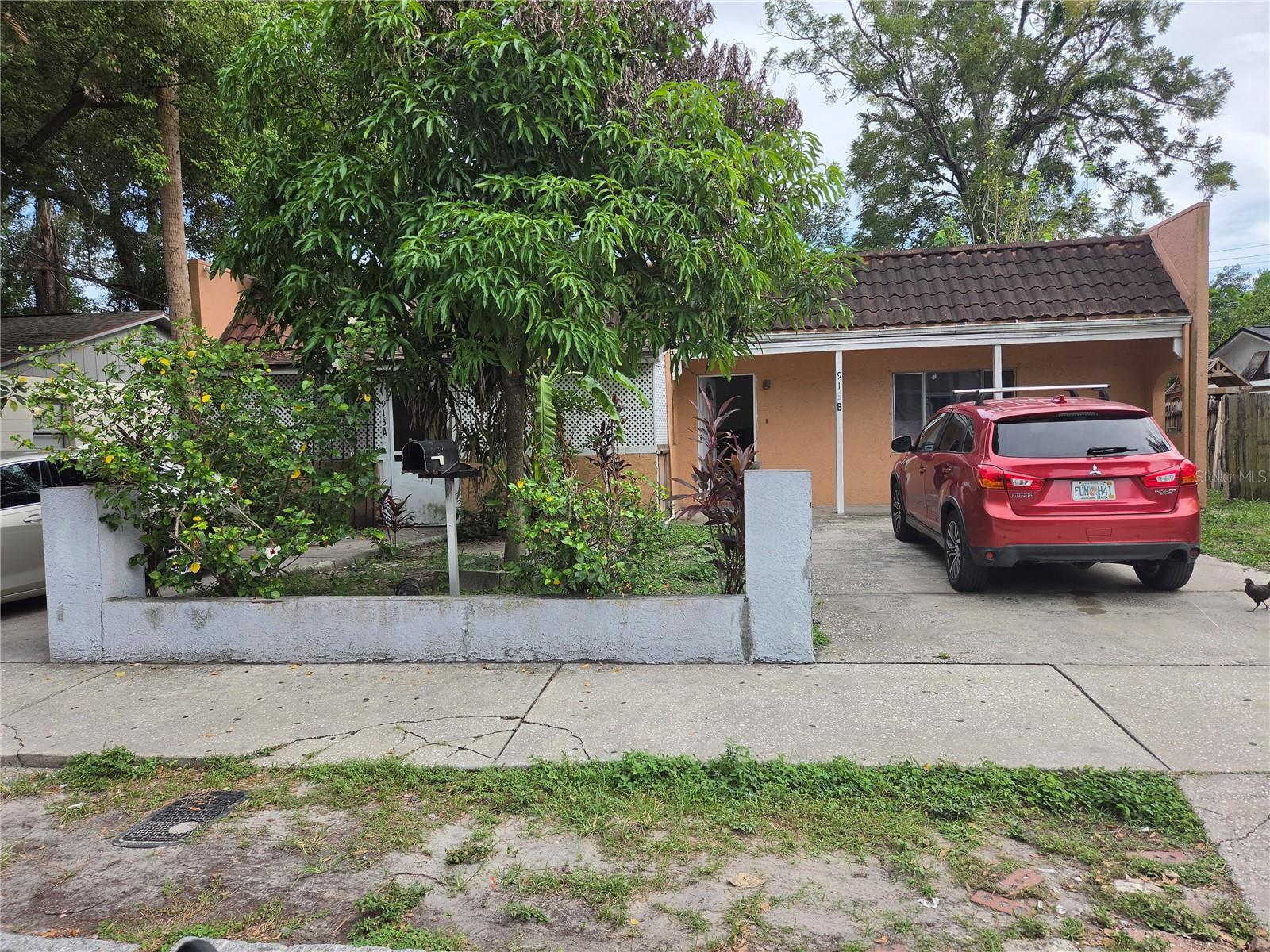 913 E 22ND AVE #A/B Property Photo 1