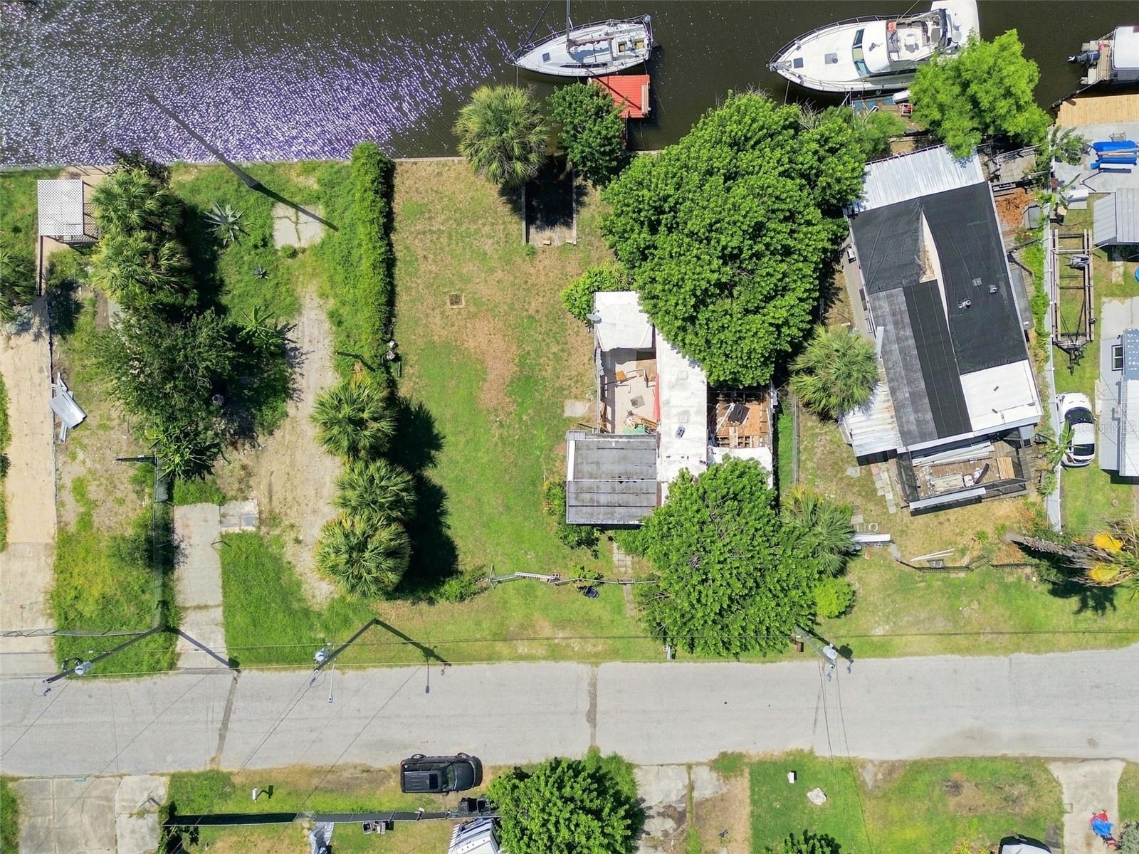6732 Flicker Ln Property Photo 22