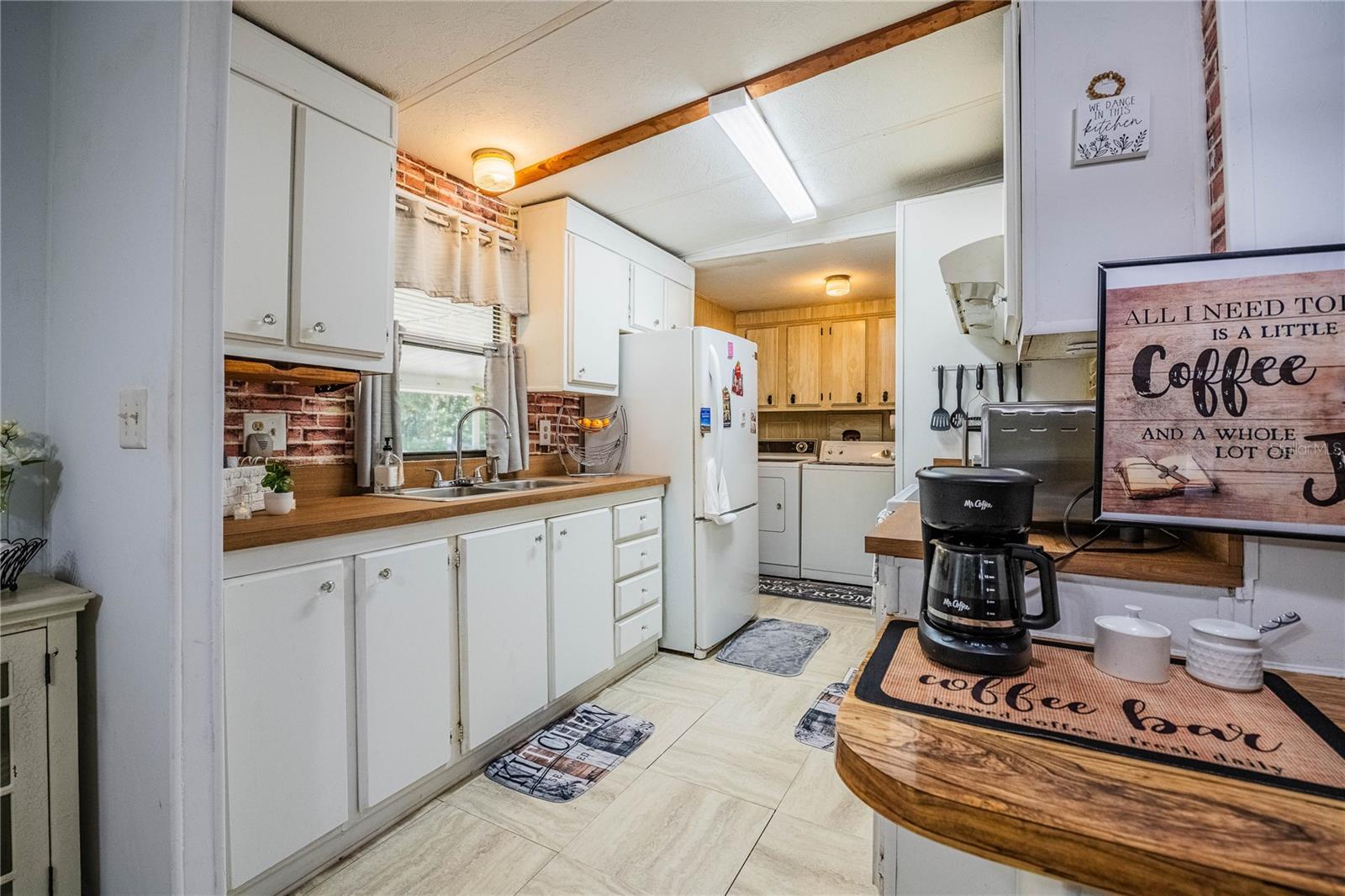 8913 Jericho Ct Property Photo 15