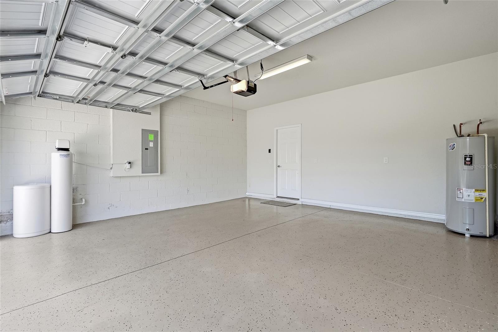 5304 Sylvester Loop Property Photo 30