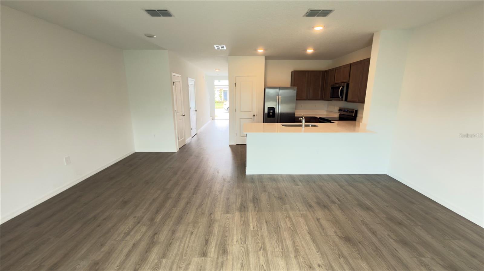 31211 Midnight Sun Way Property Photo 6