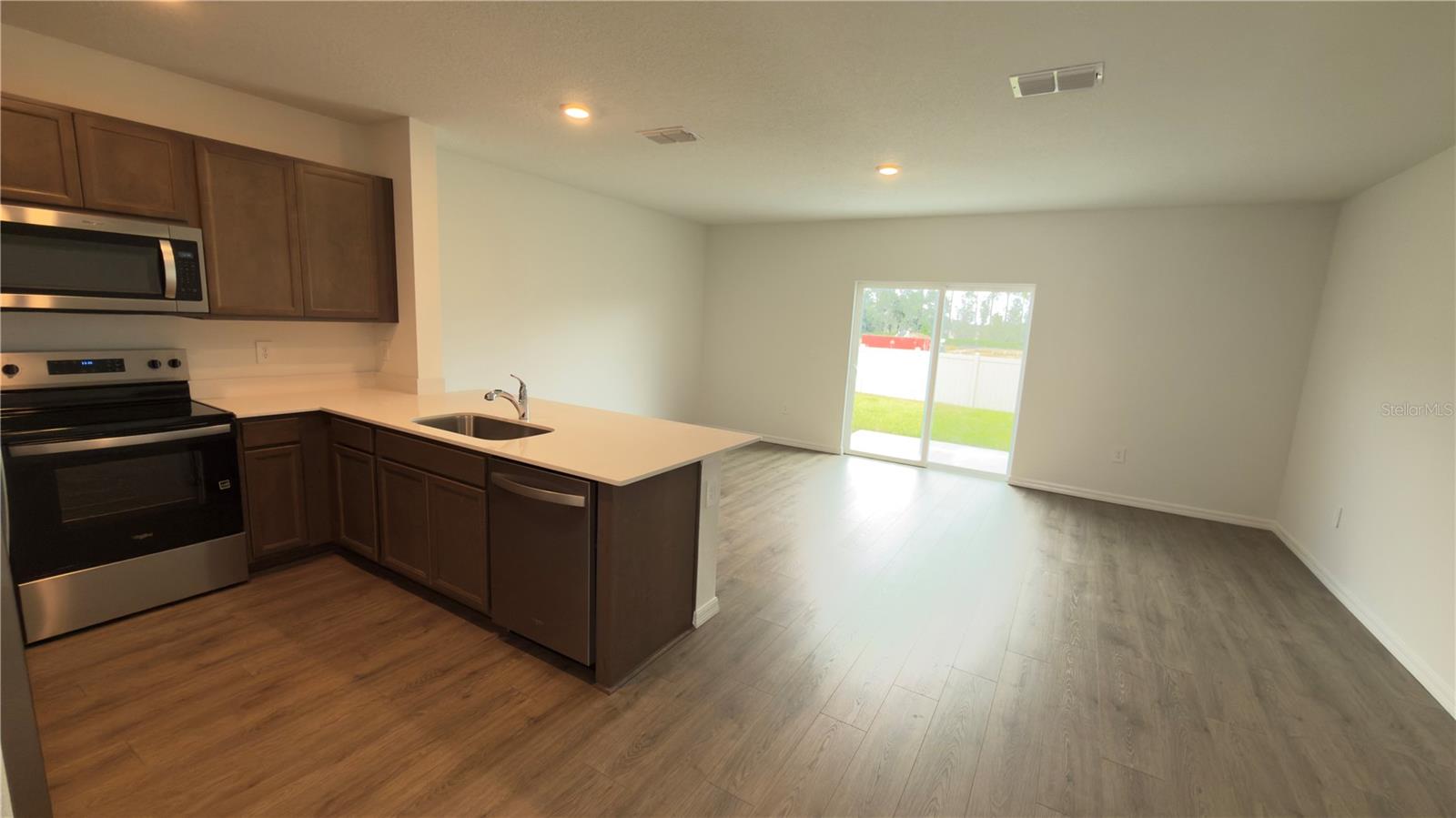 31211 Midnight Sun Way Property Photo 9