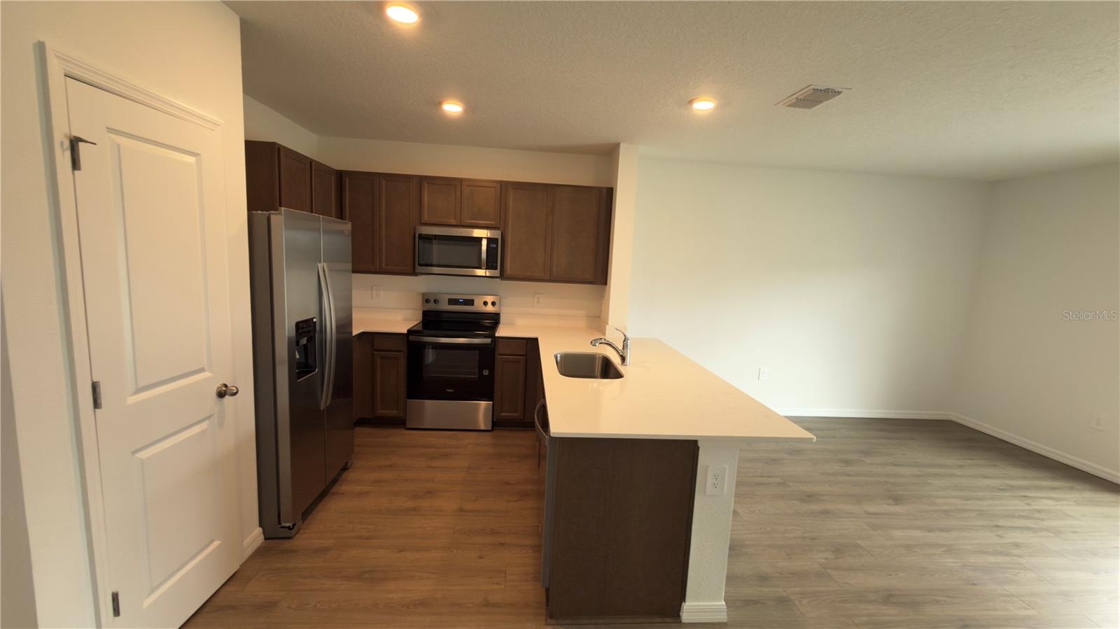31211 Midnight Sun Way Property Photo 10