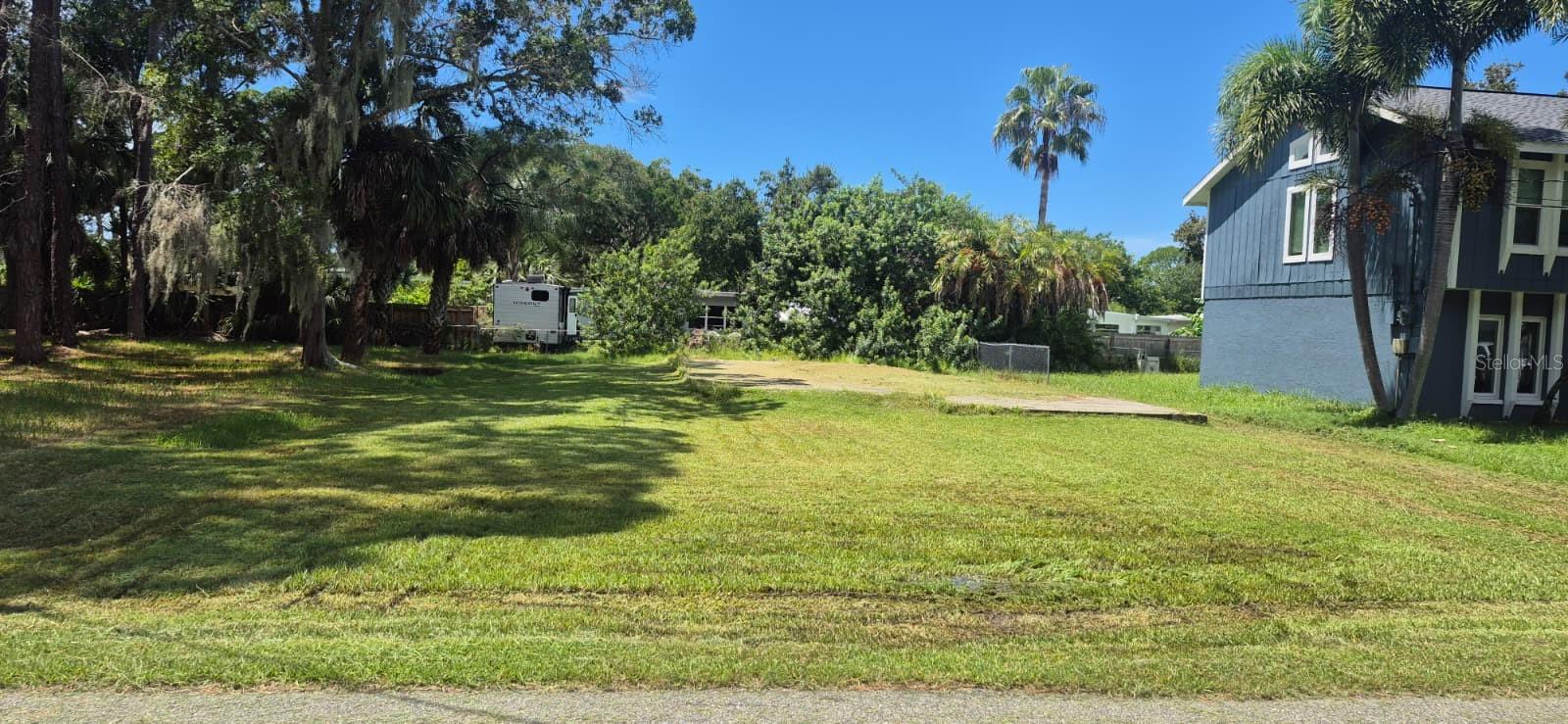 7131 Oakwood Dr Property Photo 1
