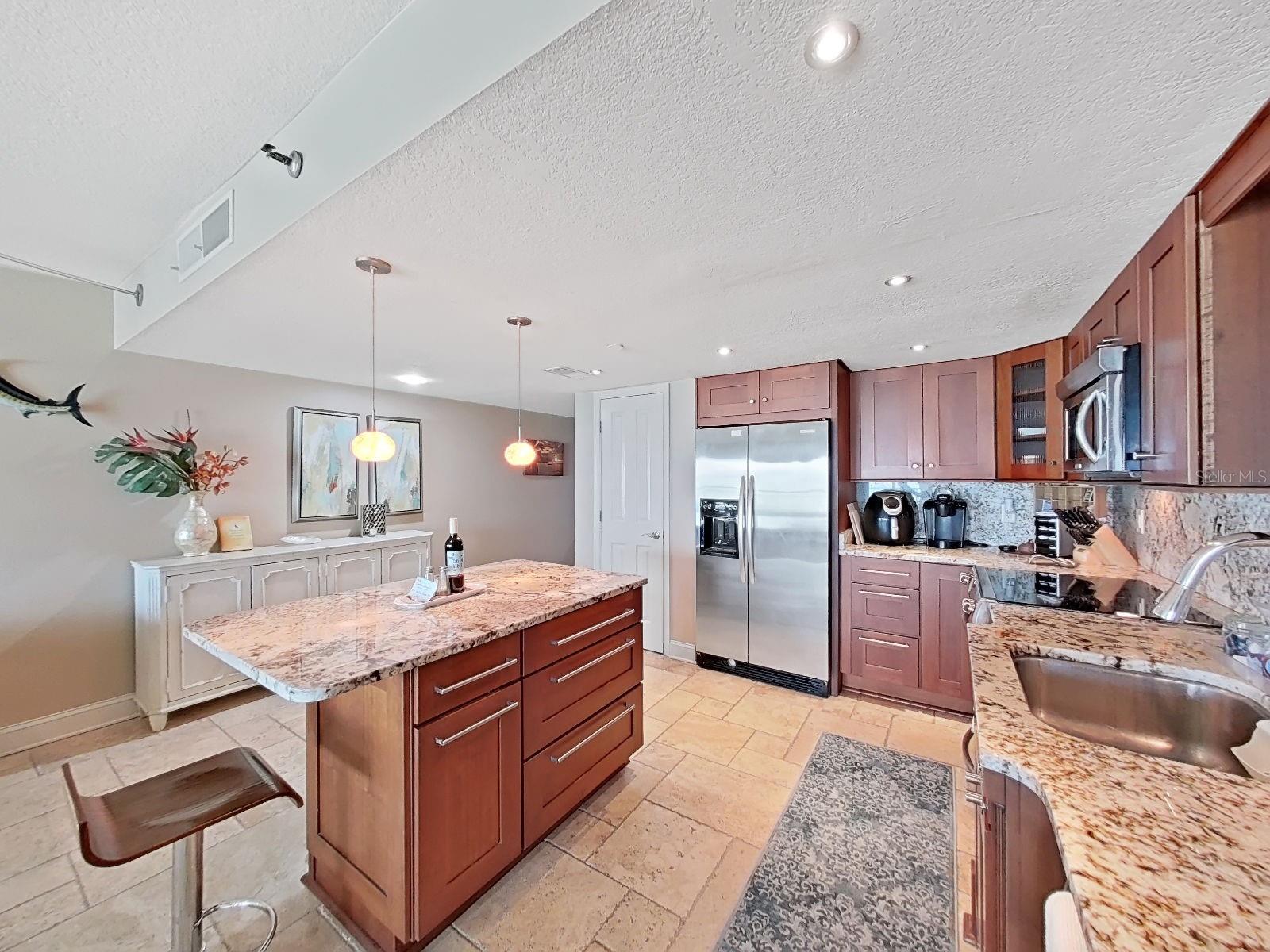 19440 Gulf Blvd #104 Property Photo 10