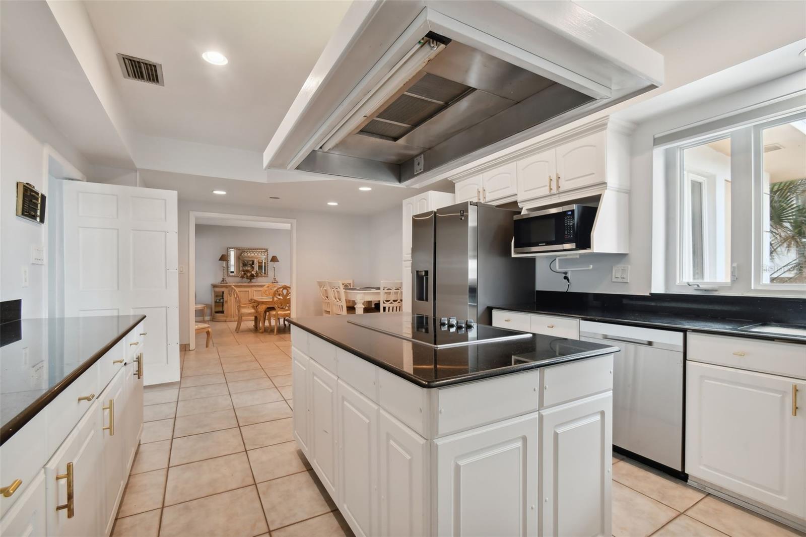 1520 Gulf Blvd Property Photo 11