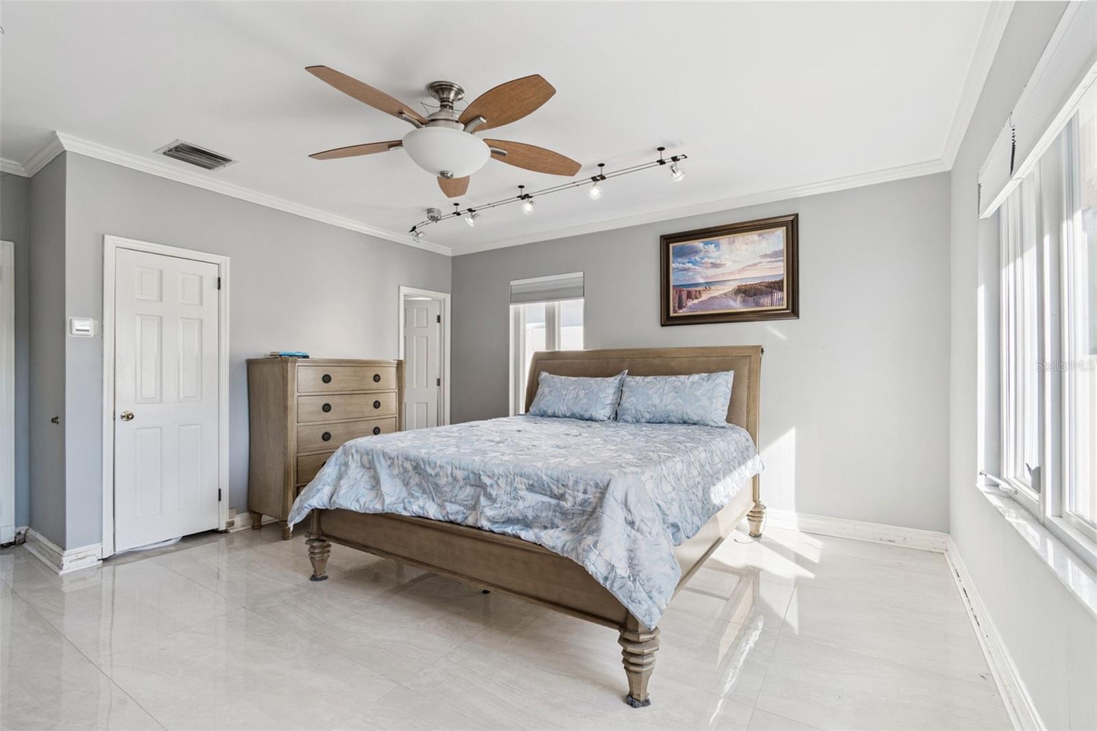 1520 Gulf Blvd Property Photo 27