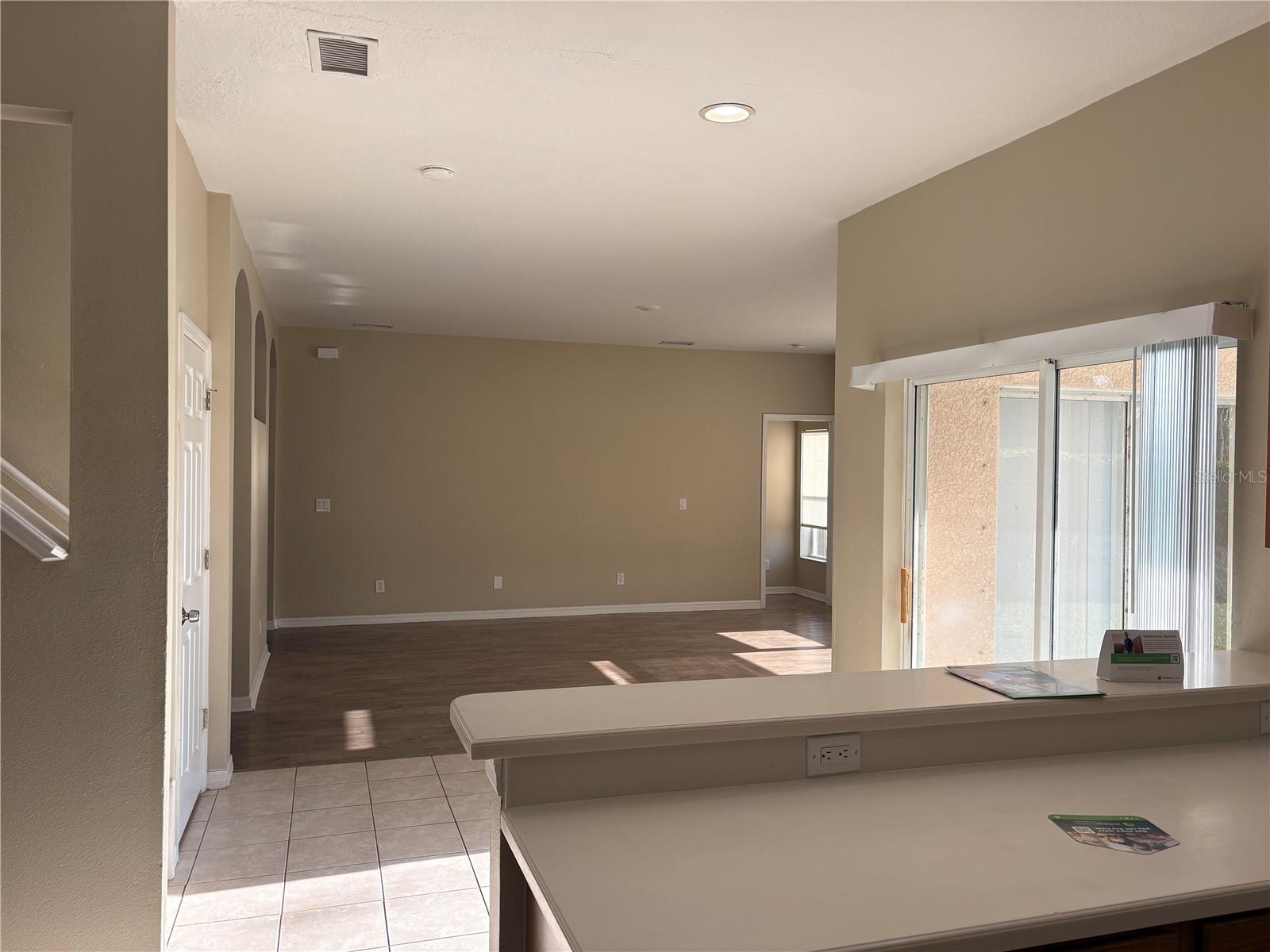 6127 46th St E Property Photo 11