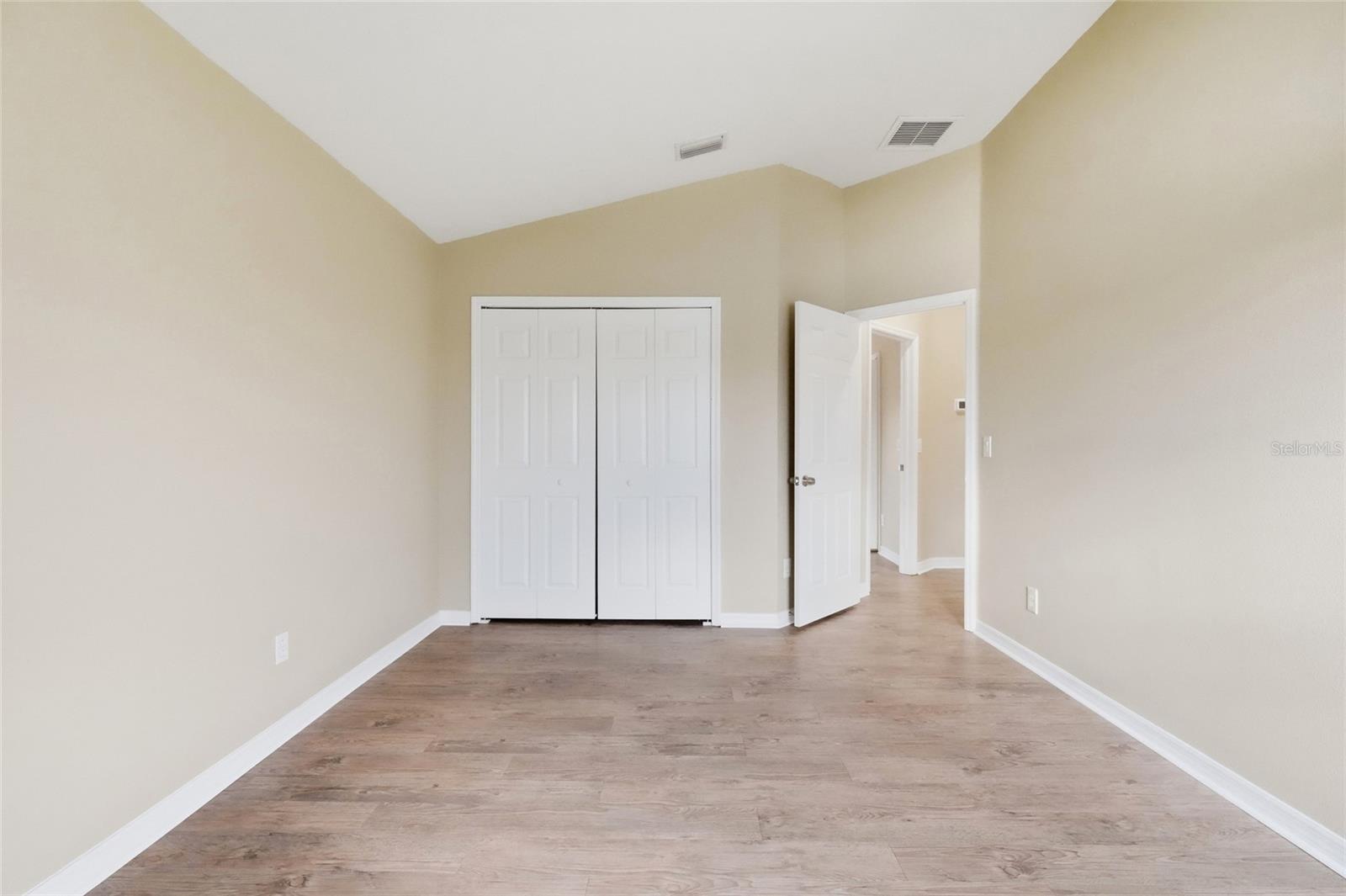 6127 46th St E Property Photo 14