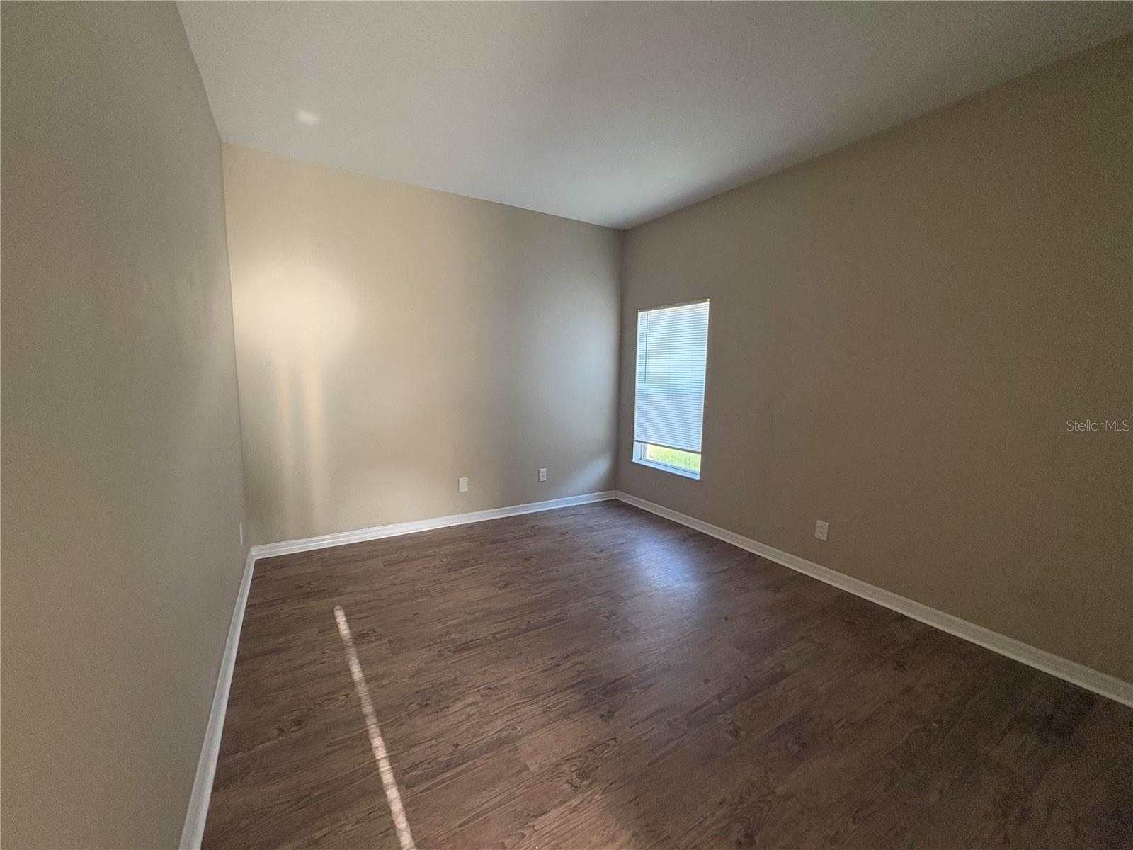 6127 46th St E Property Photo 15