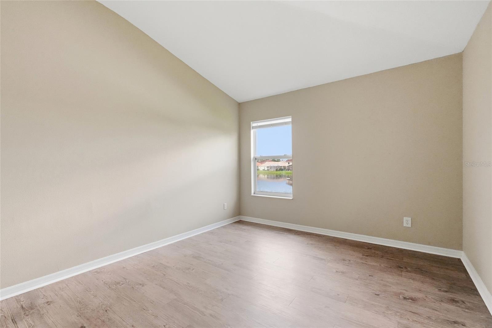 6127 46th St E Property Photo 15