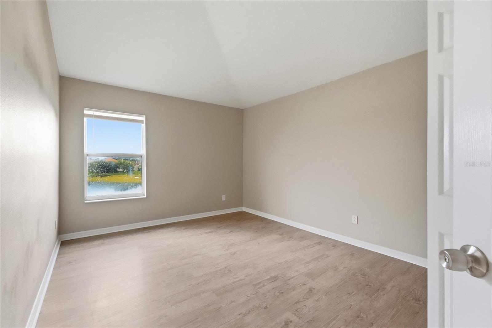 6127 46th St E Property Photo 17