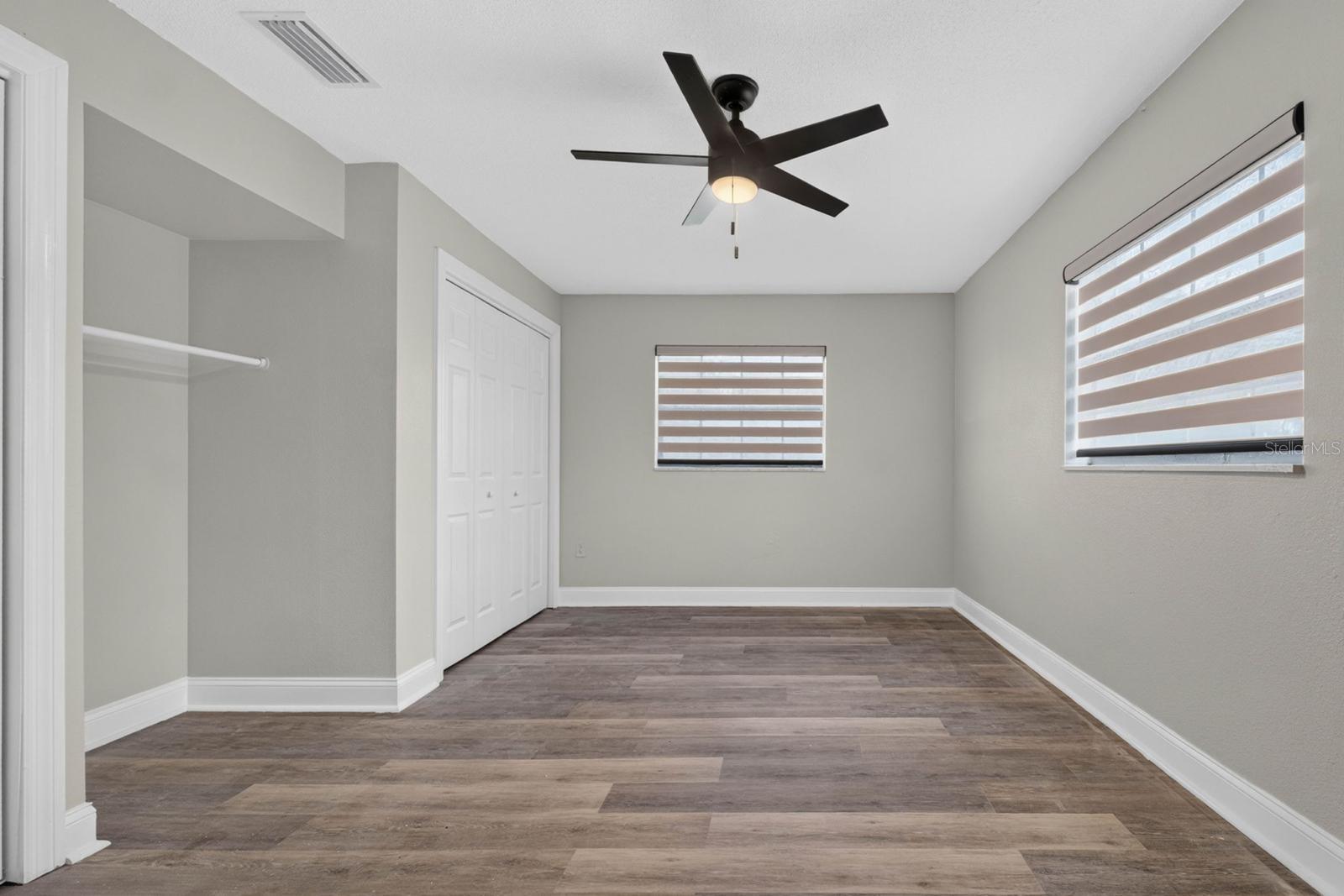 TB8542080 Property Photo 24