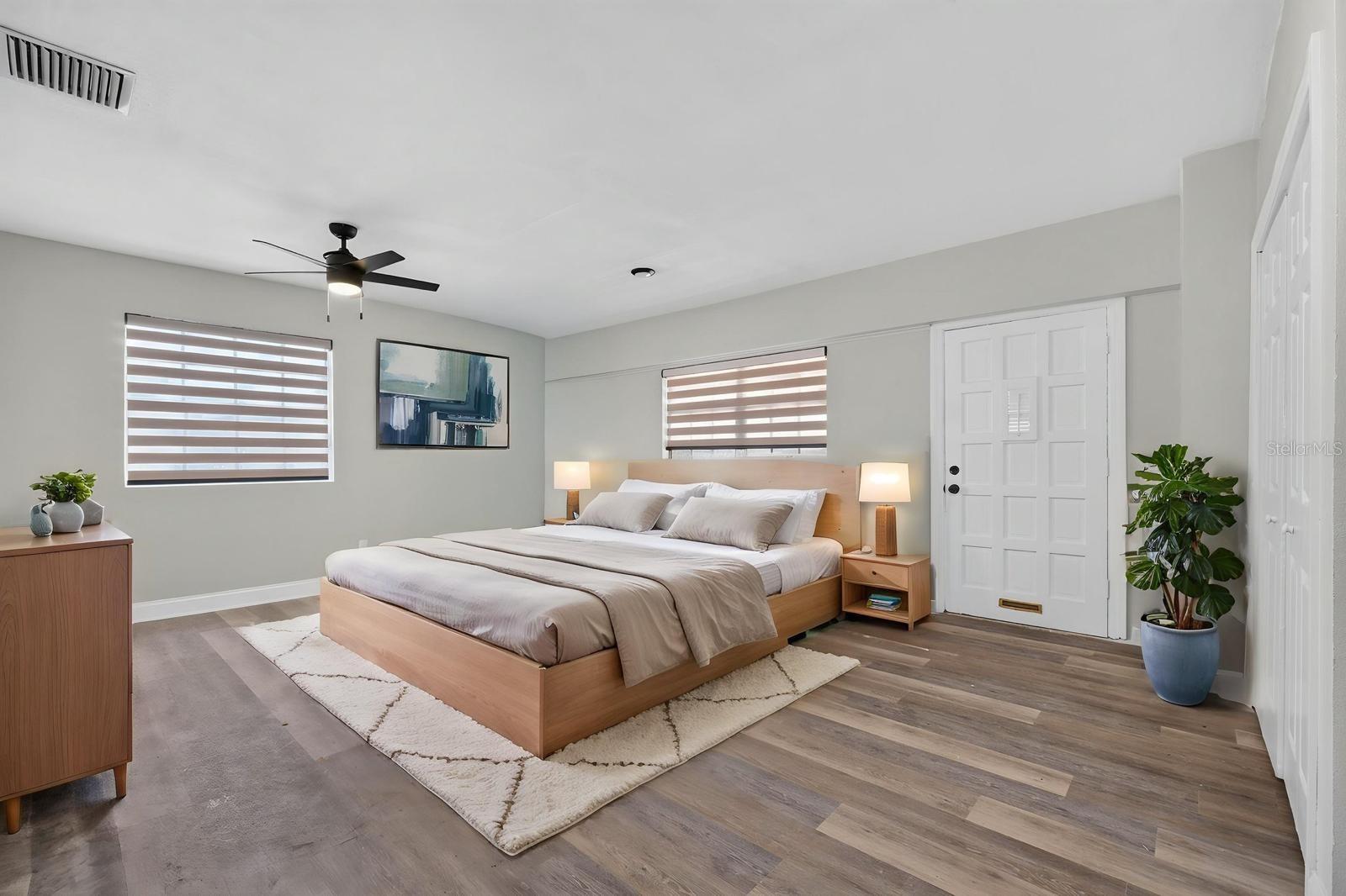TB8542080 Property Photo 38