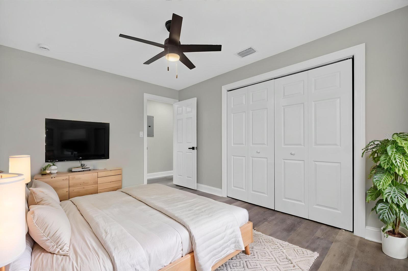 TB8542080 Property Photo 44