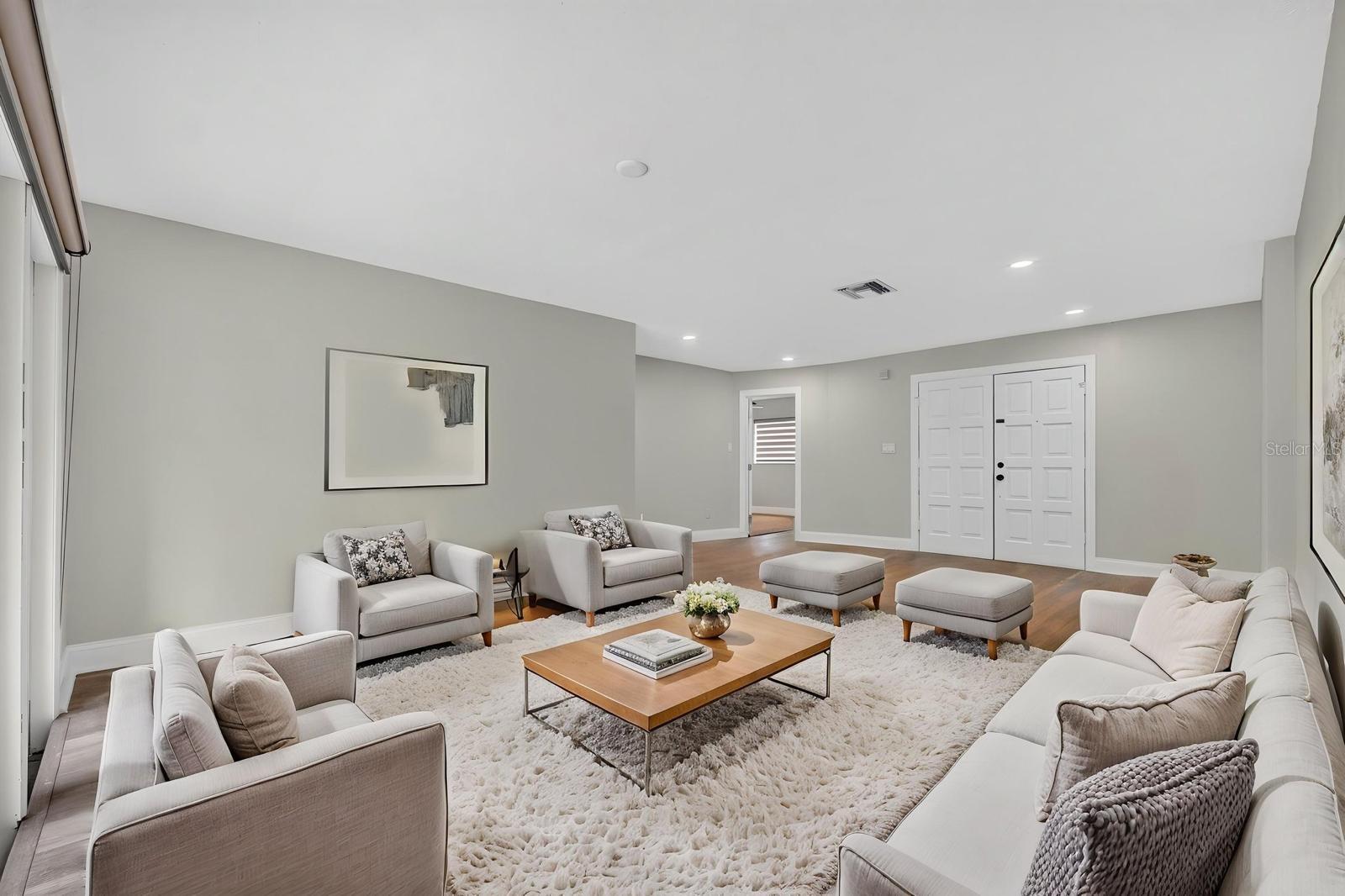 TB8542080 Property Photo 49