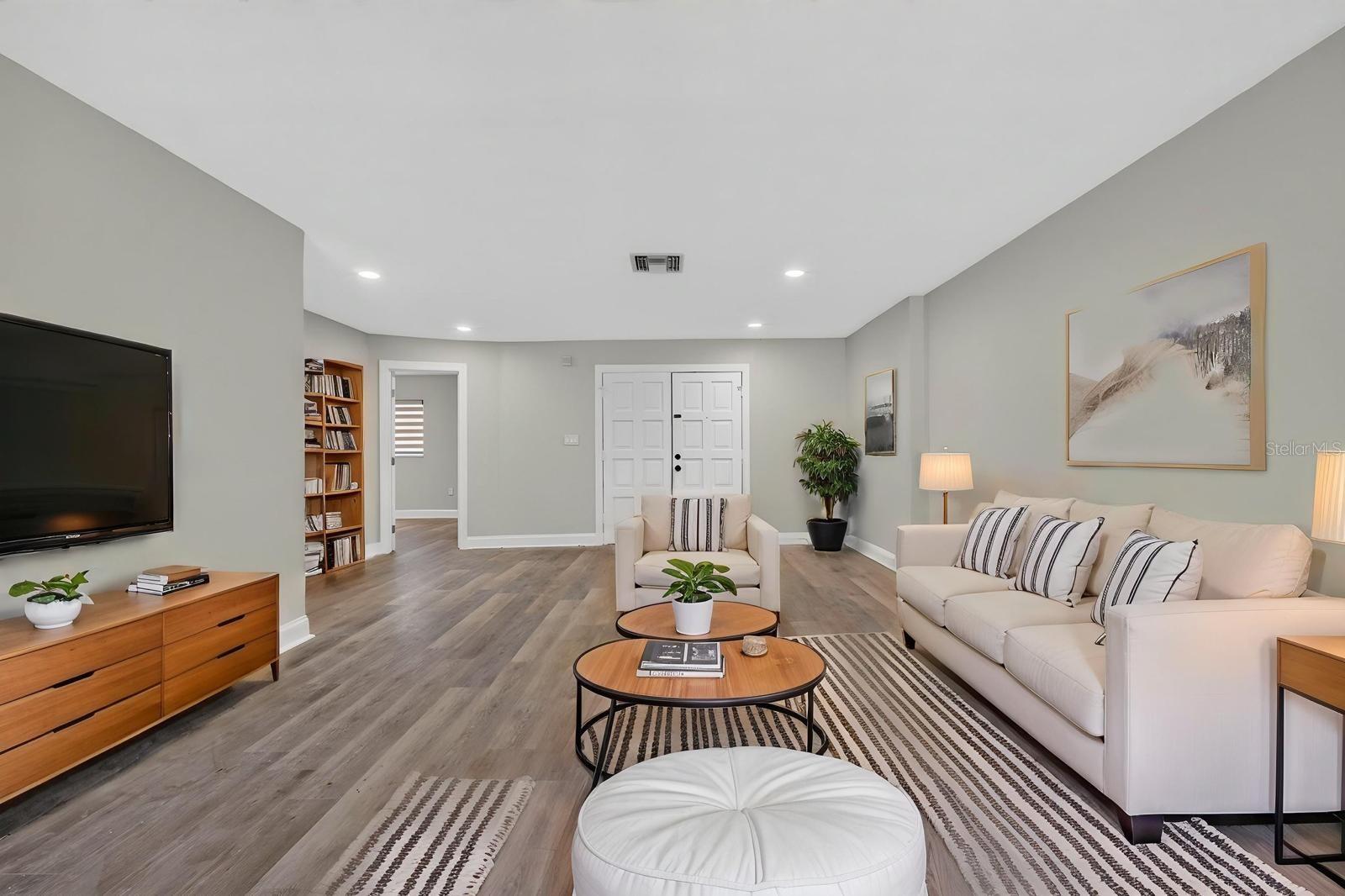 TB8542080 Property Photo 50