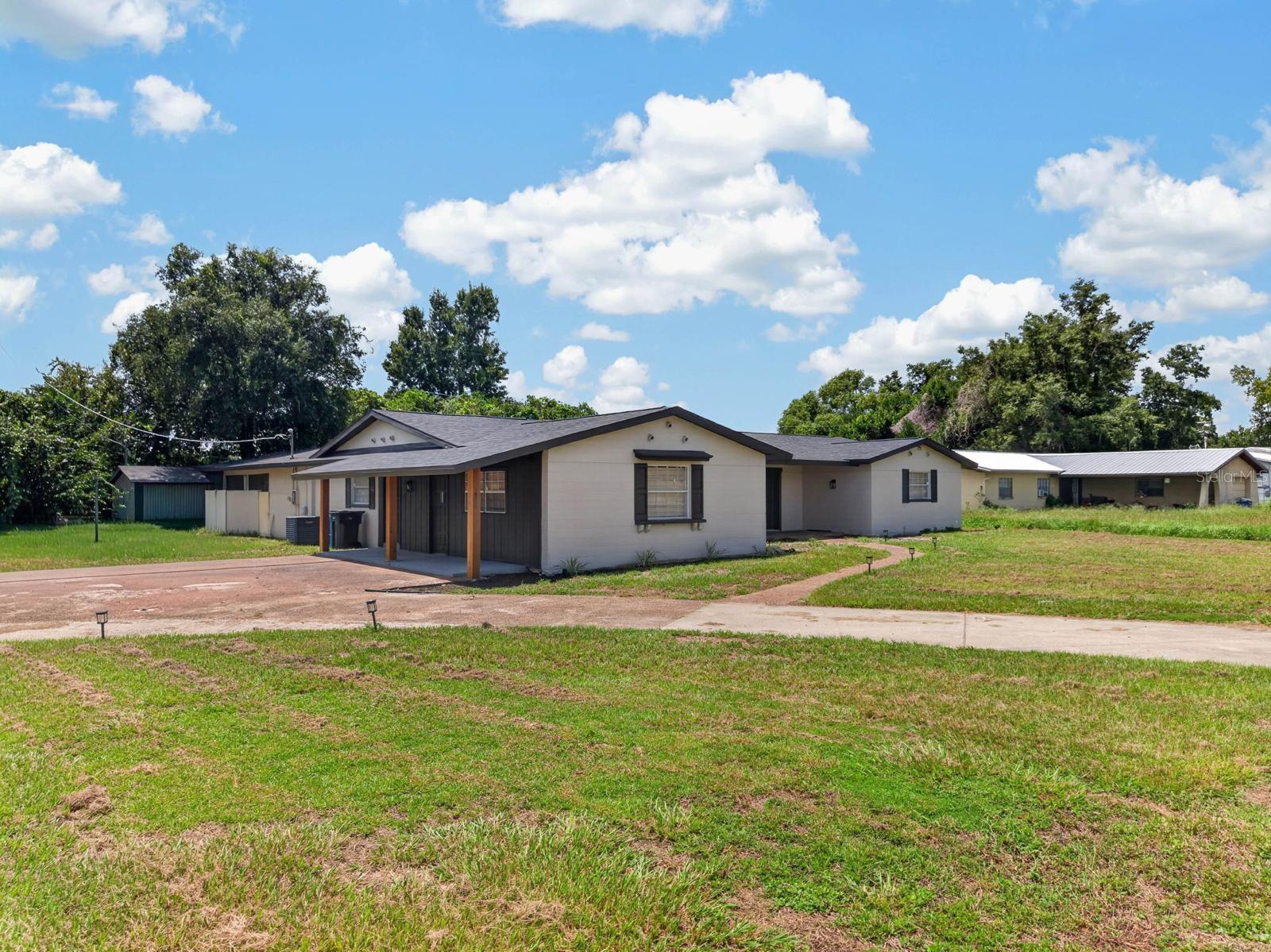 TB8542080 Property Photo 70