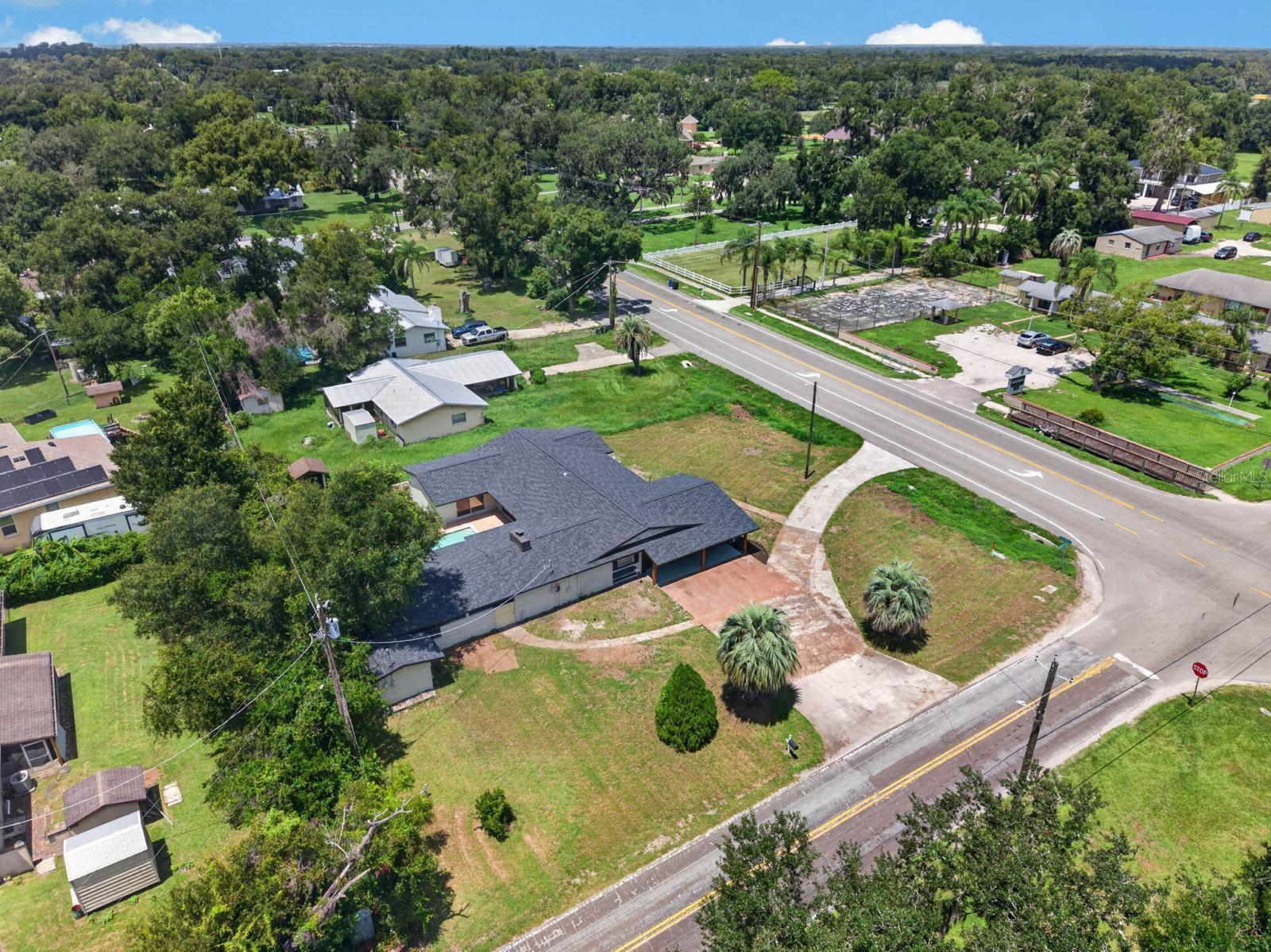 TB8542080 Property Photo 71