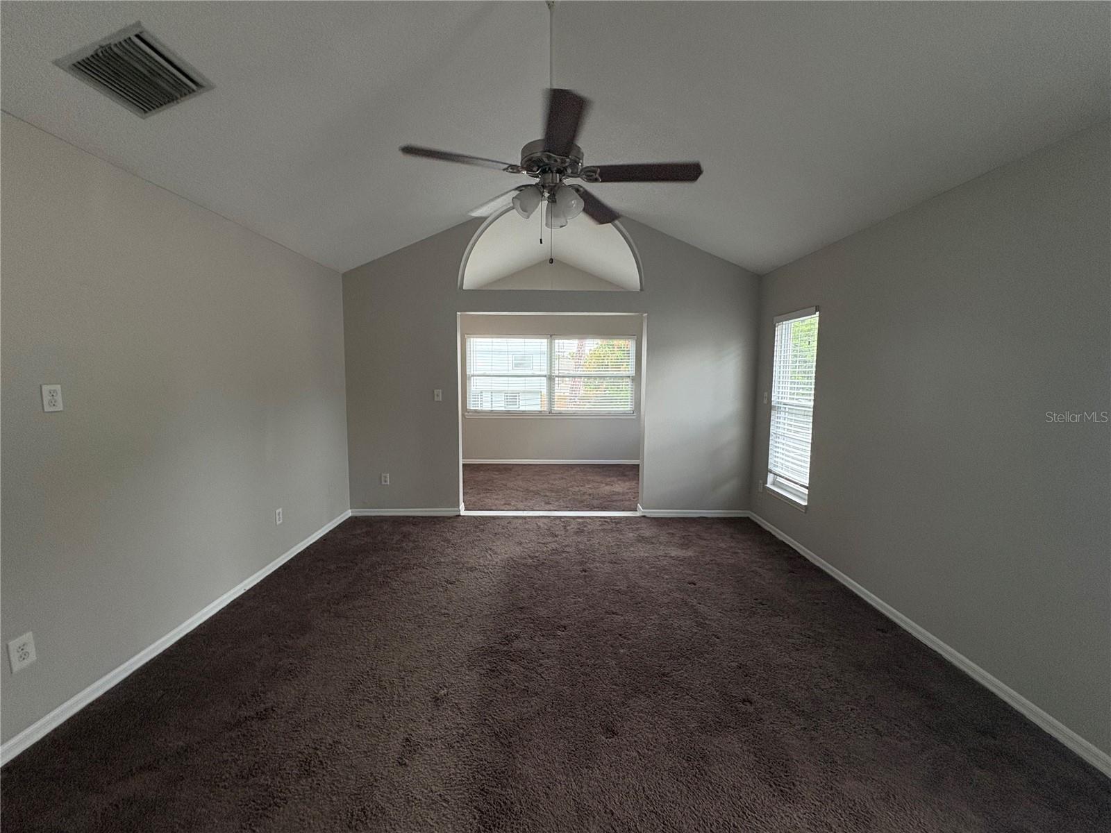 5535 Bates St Property Photo 27