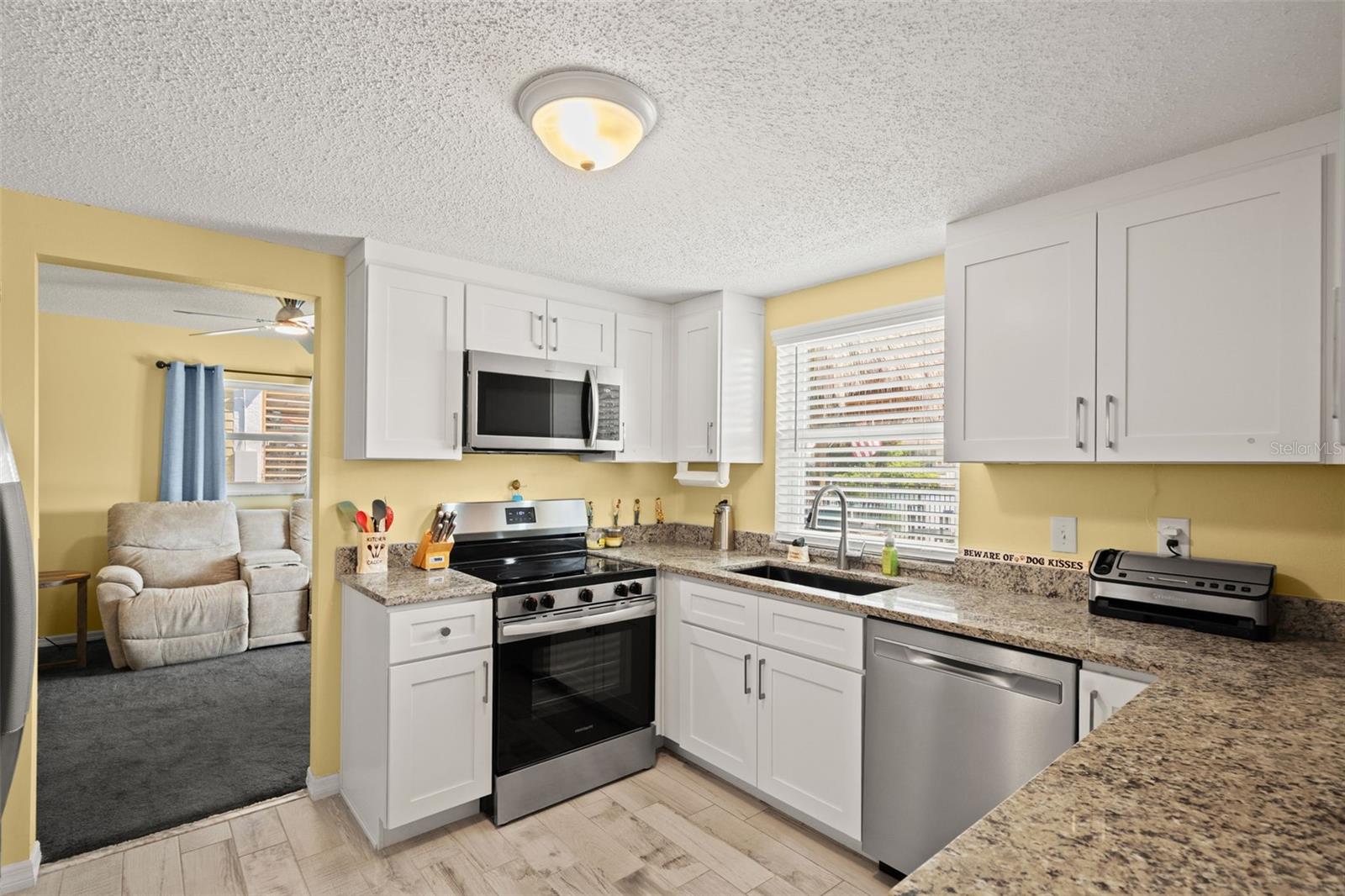 4114 Orchid Dr Property Photo 10