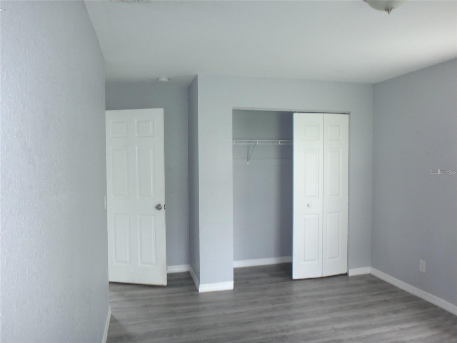 1125 Britts Ln Property Photo 11
