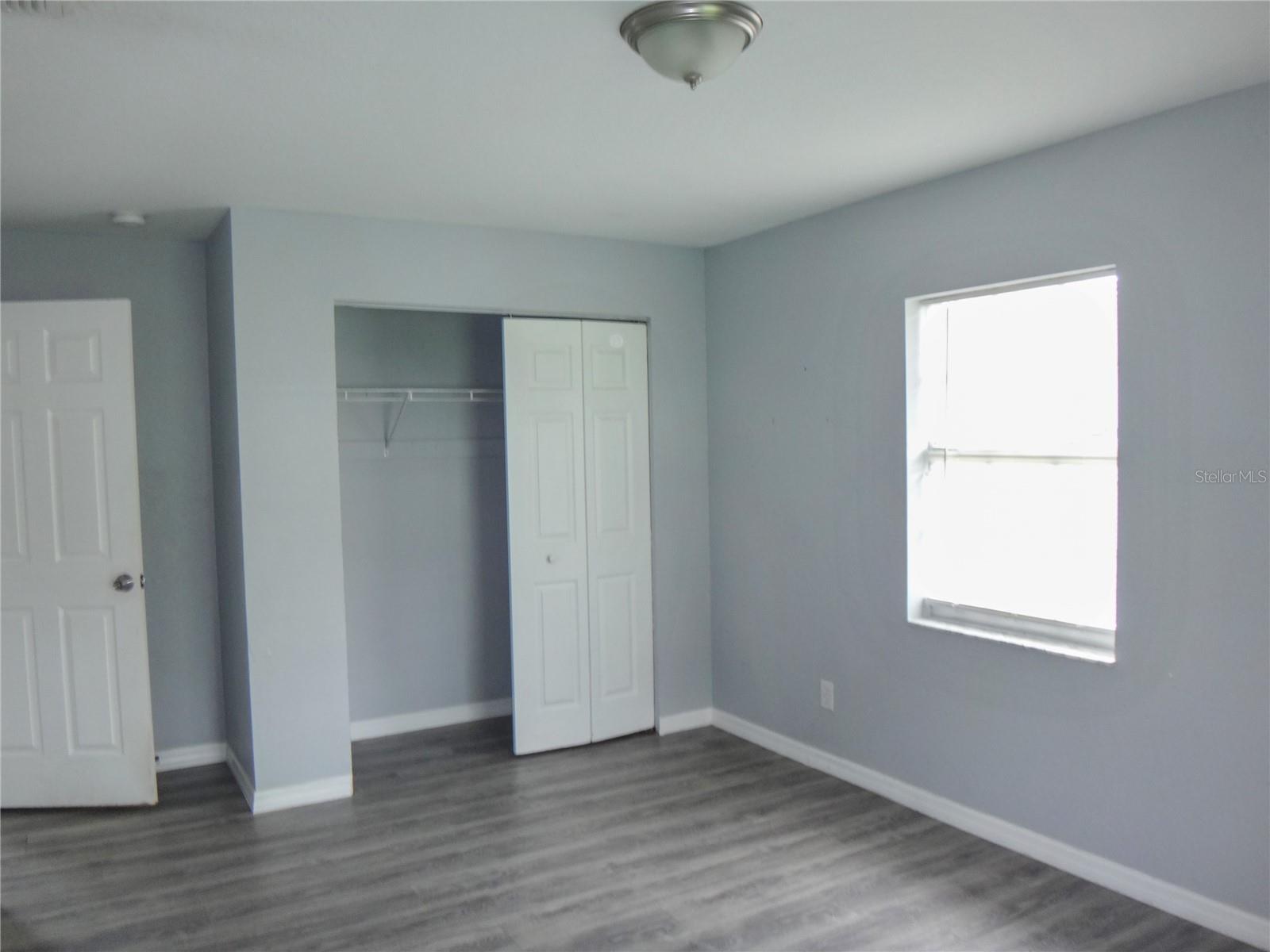 1125 Britts Ln Property Photo 12