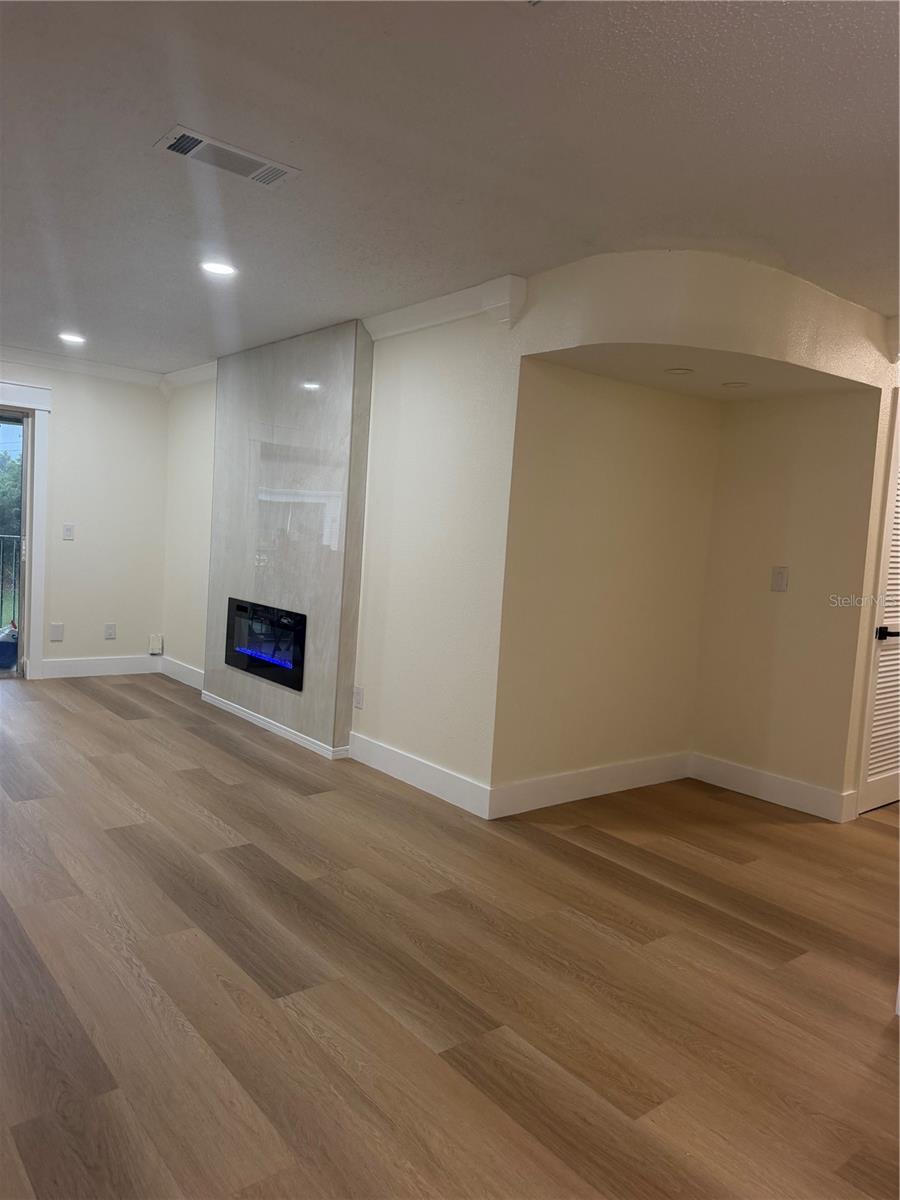 7210 N Manhattan Ave #1724 Property Photo 5