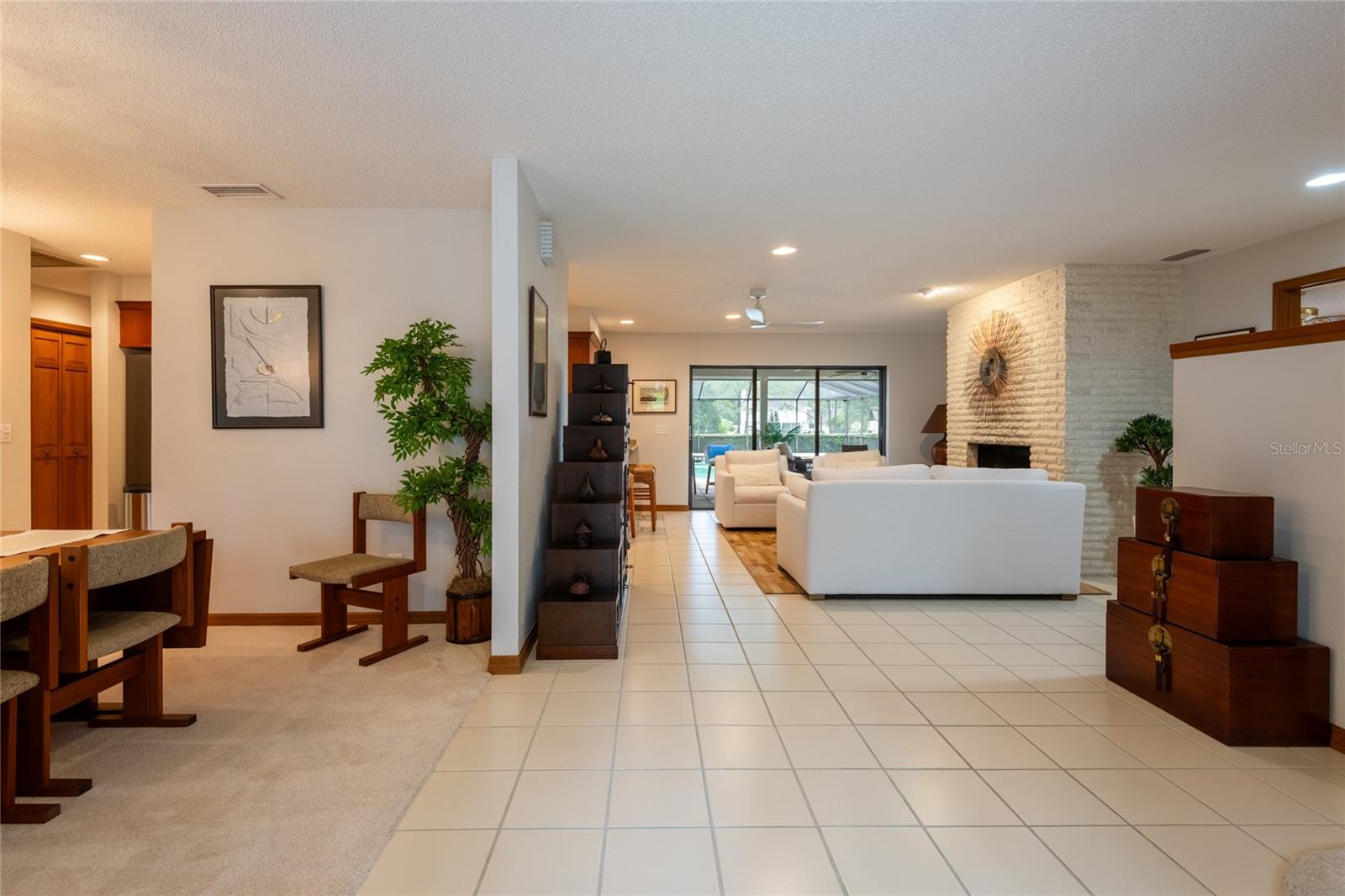 16509 E Course Dr Property Photo 4