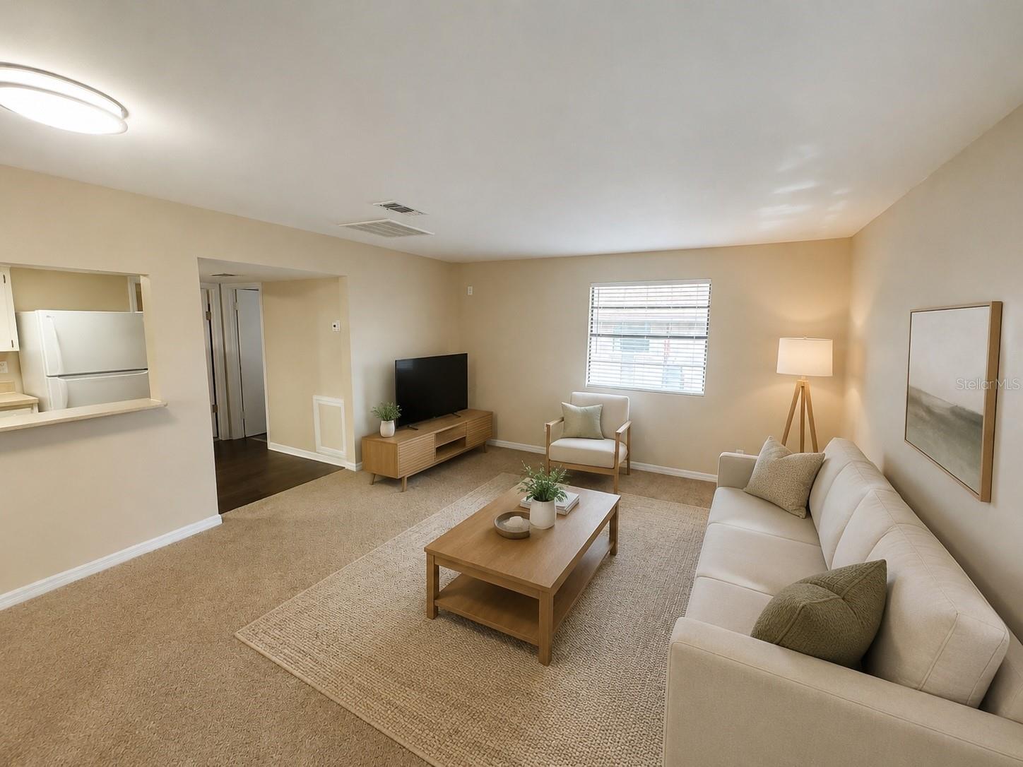 5223 Peach Ave Property Photo 5