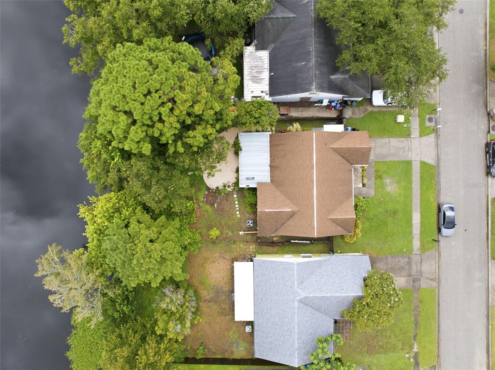 12151 76th St Property Photo 3