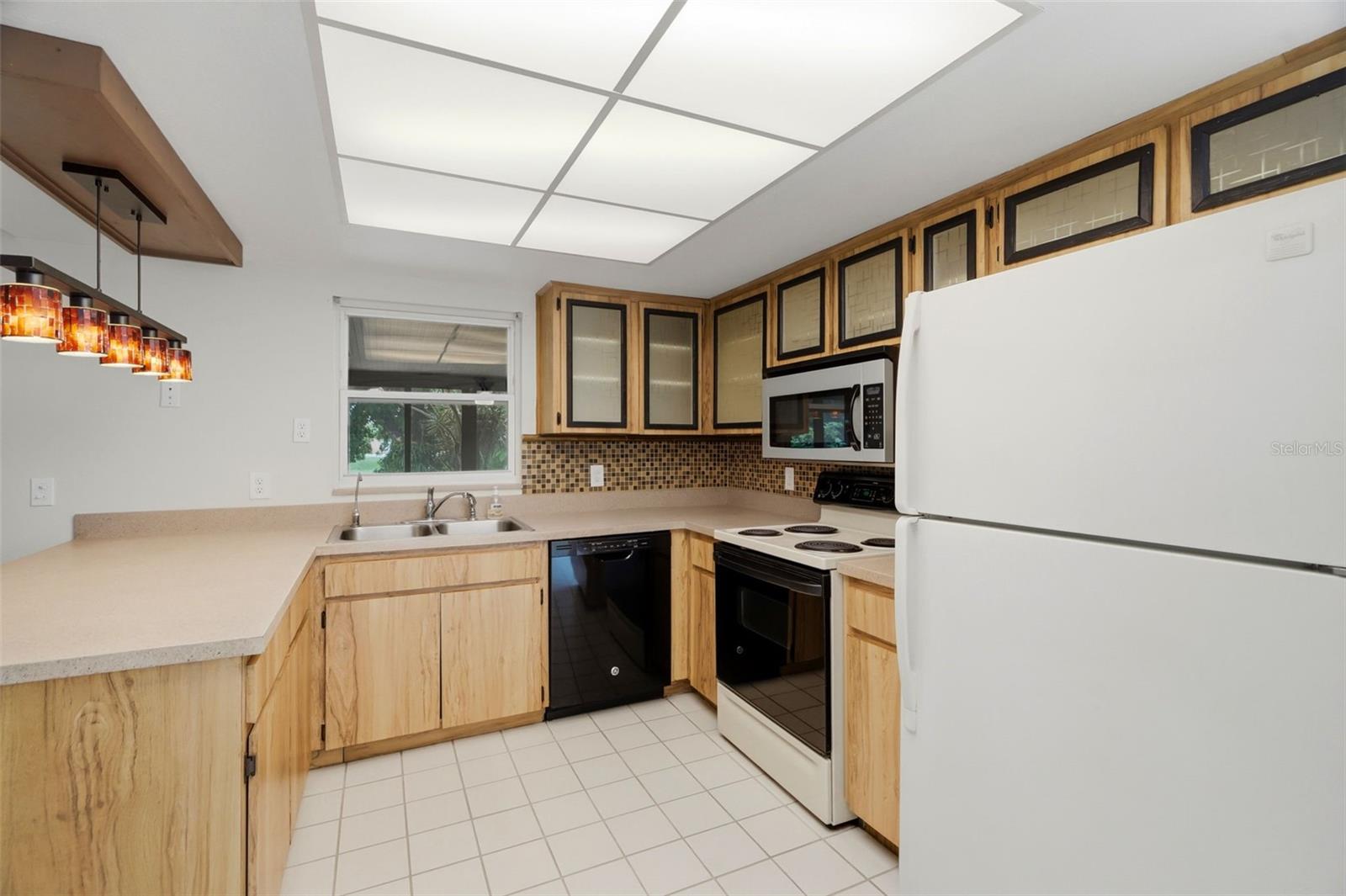 12151 76th St Property Photo 10