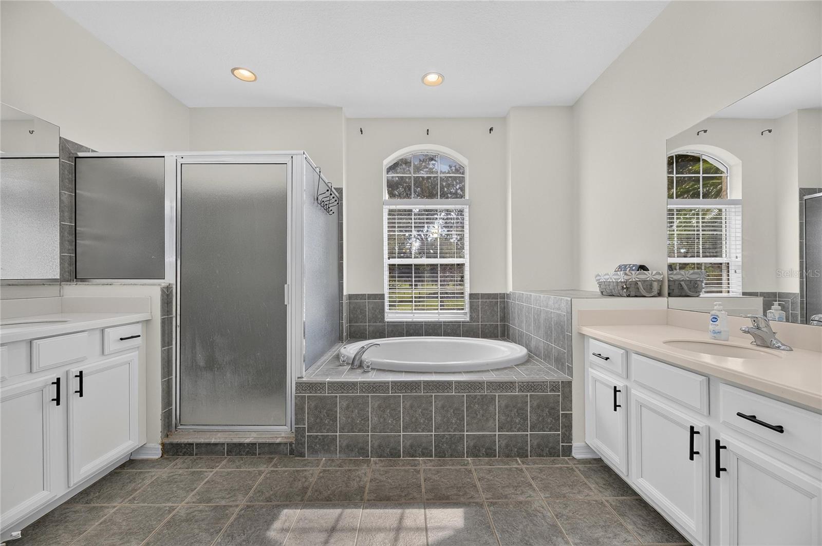 1438 Emerald Hill Way Property Photo 19