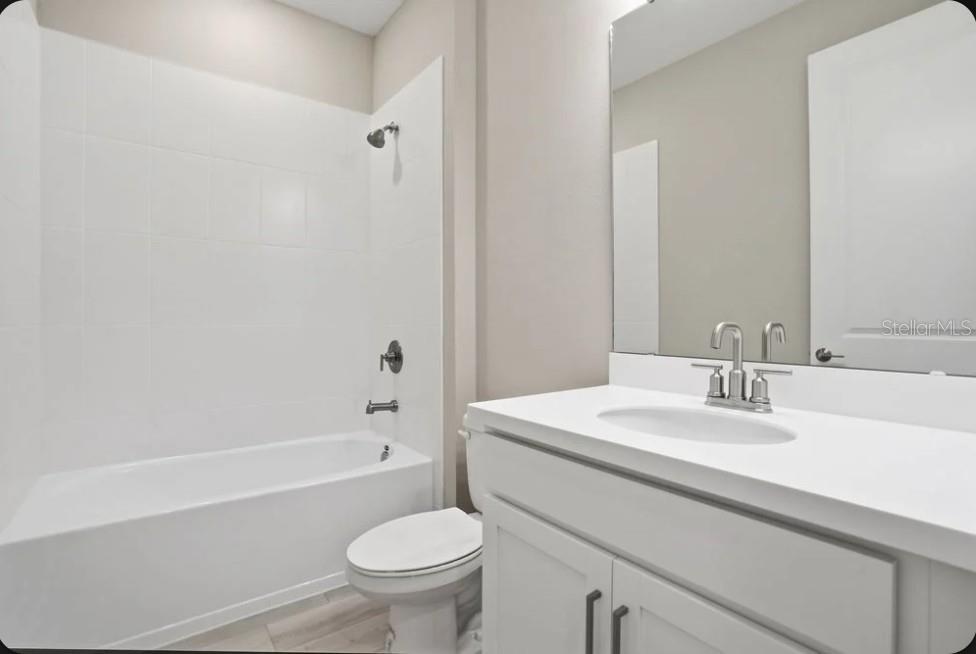 7824 Caspian St Property Photo 13