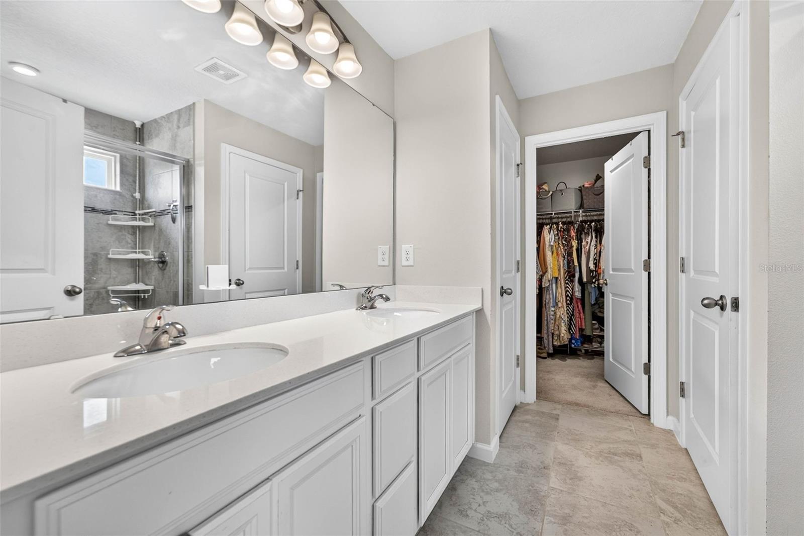 11618 Gold Dust Ct Property Photo 5