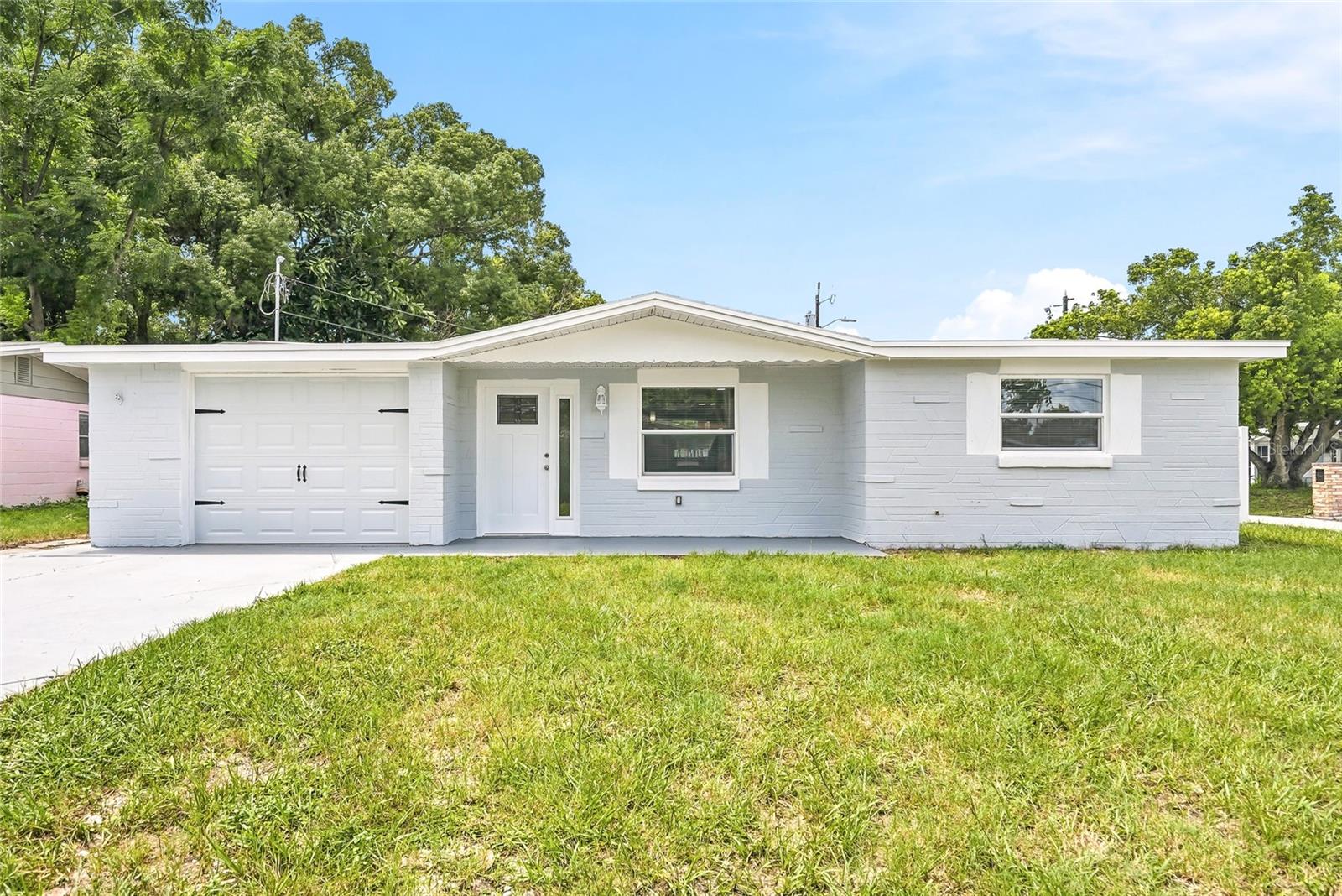 4243 DAY DR Property Photo 1