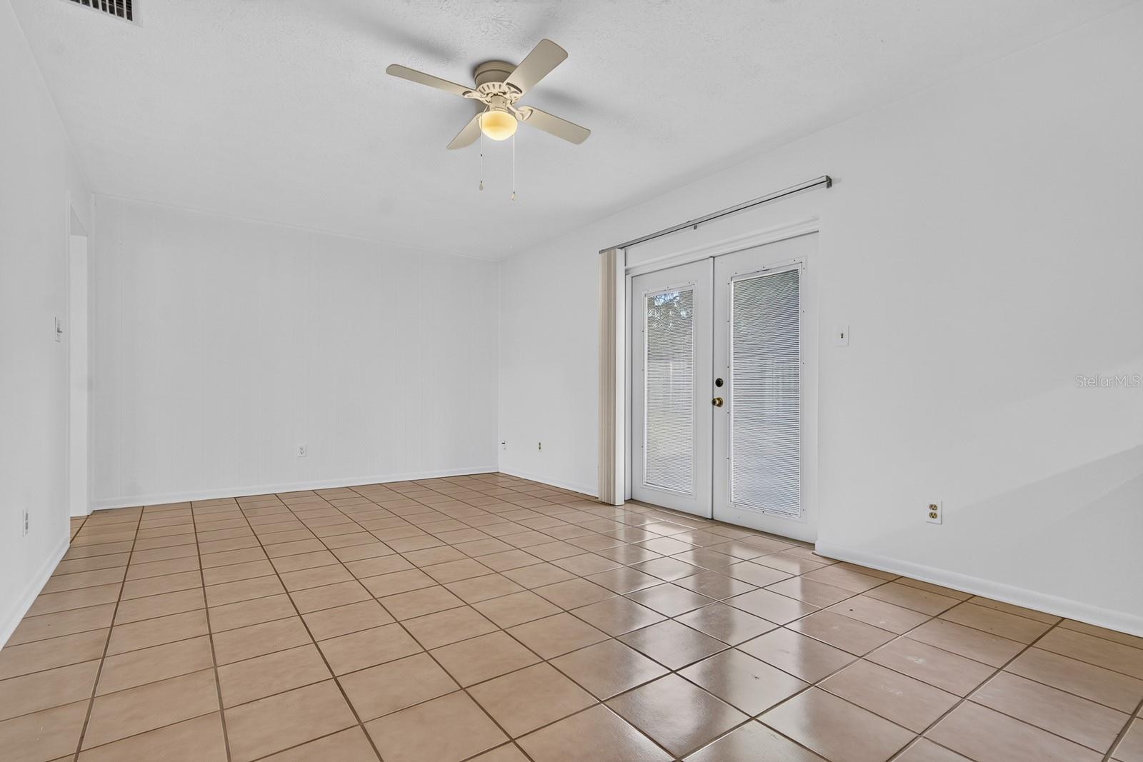 3832 Parkside Dr Property Photo 23