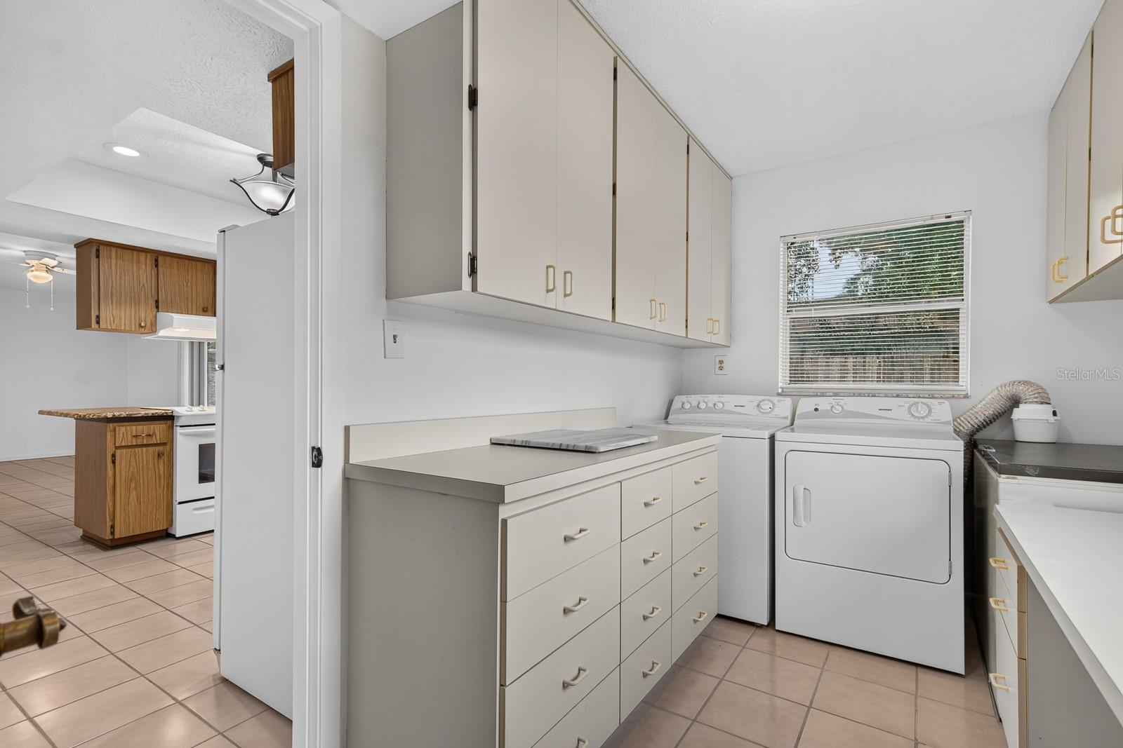 3832 Parkside Dr Property Photo 34